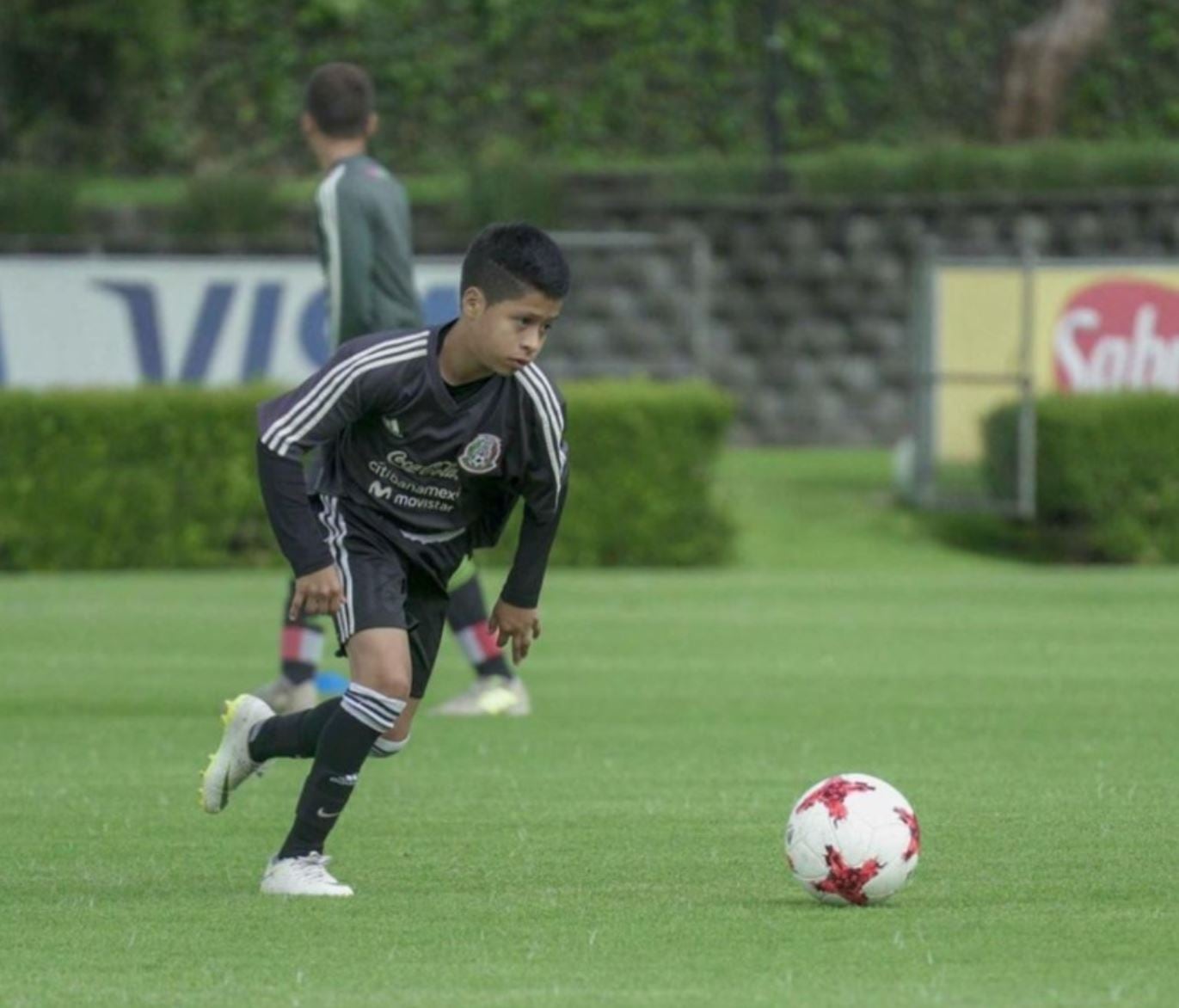 El talento mexicano podría dejar el City para jugar en la Liga MX.