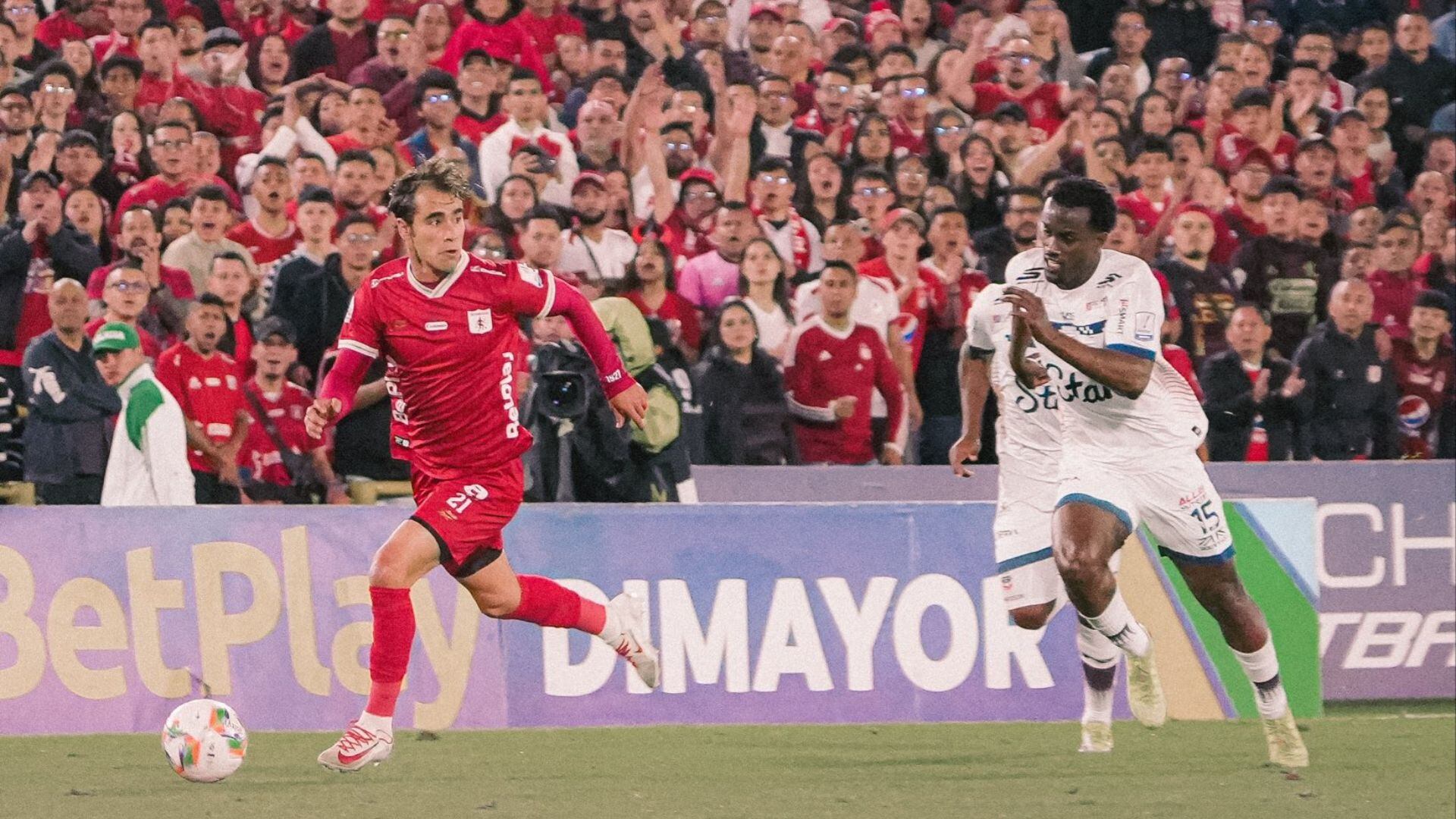 Con un triunfo 2-1, América de Cali asegura su lugar en los playoffs de la Liga BetPlay 2026-I.