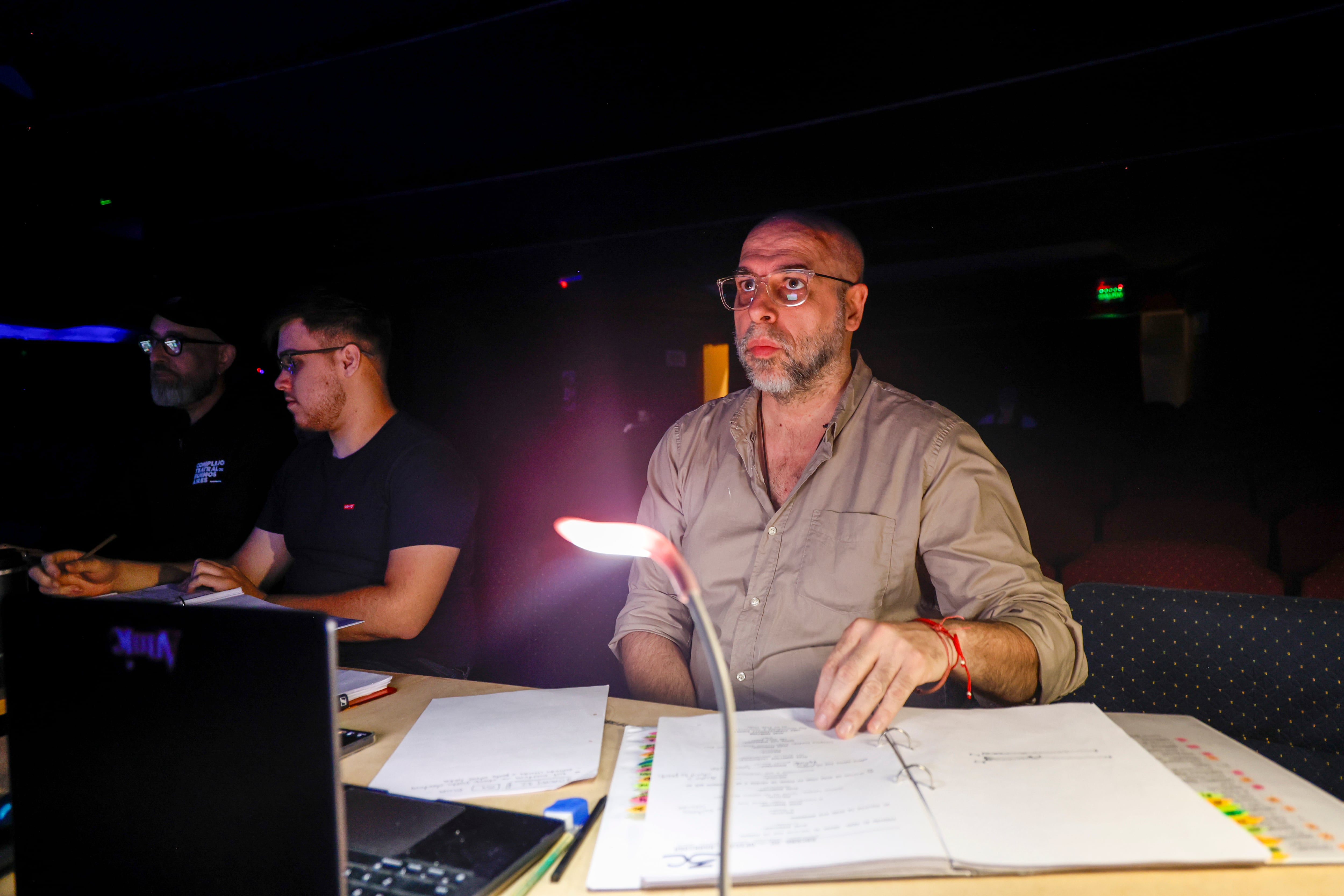 El esperado estreno de Annie reúne a grandes figuras del teatro argentino.