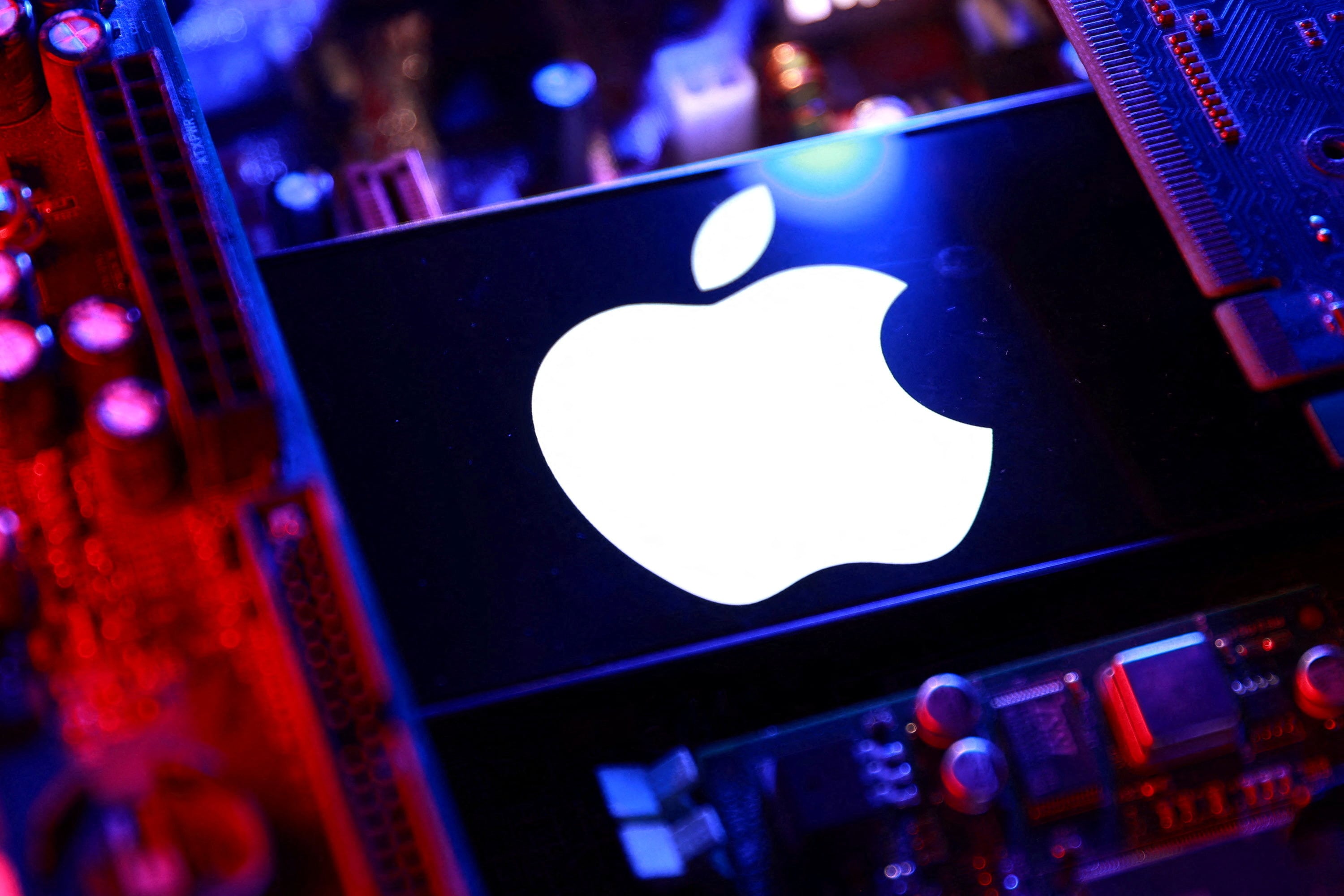 La compa&ntilde;&iacute;a priorizar&aacute; la estabilidad y rendimiento del sistema operativo iOS 27, mejorando Siri.