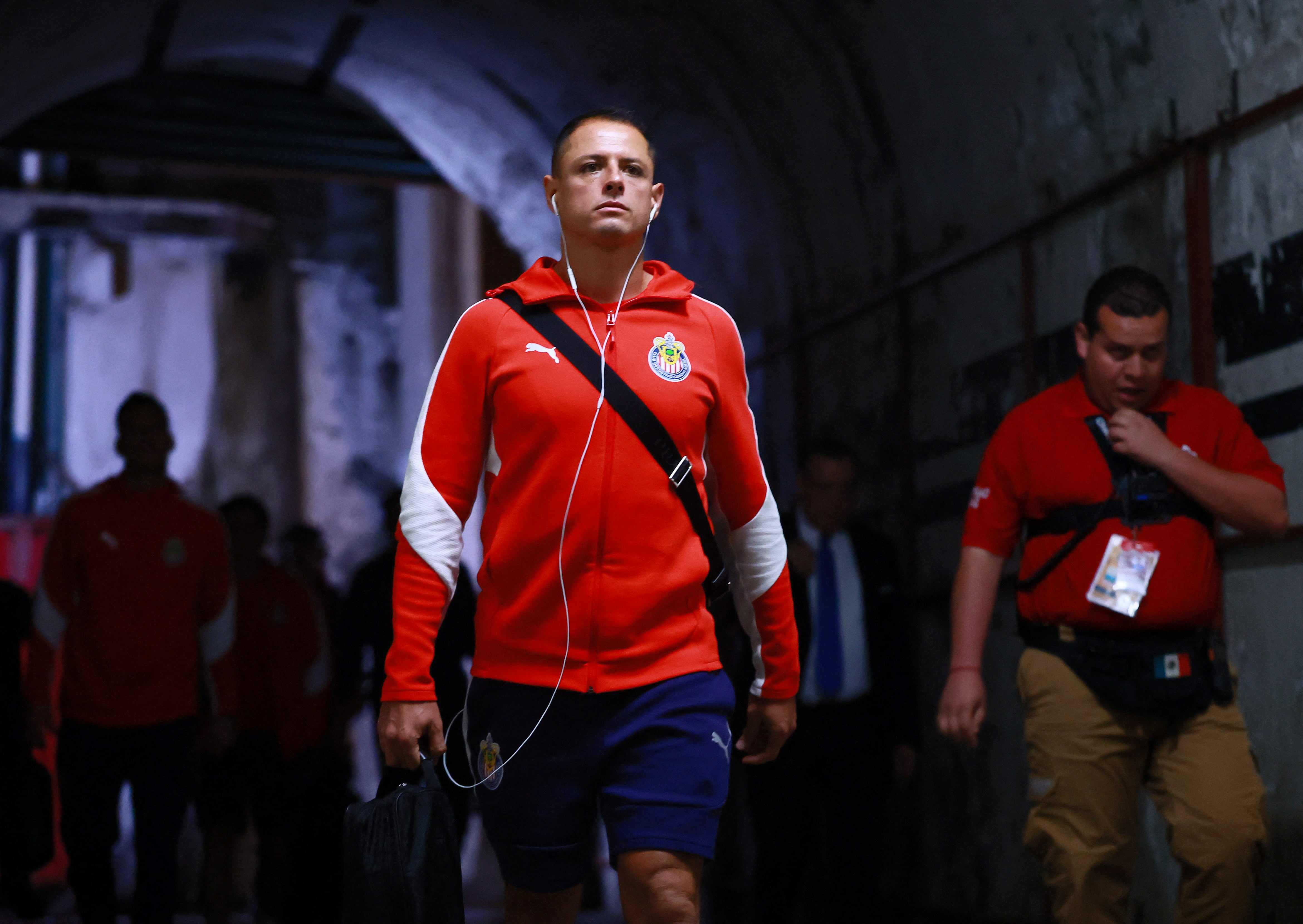 Javier Hernández, conocido como Chicharito, podría iniciar su carrera como analista deportivo en ESPN.