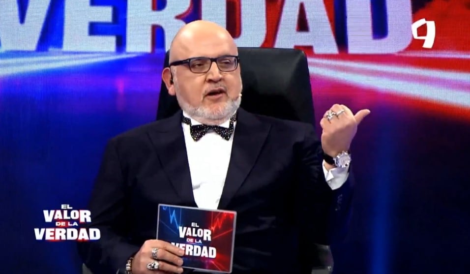 Pamela López revela la infidelidad de Christian Cueva con Melissa Klug en un programa de televisión.