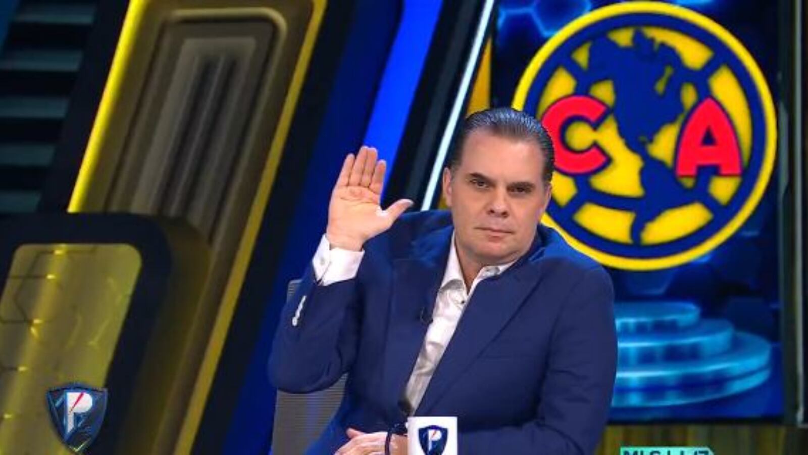 El regreso de Martinoli a TV Azteca trae emociones a la audiencia tras su salud.