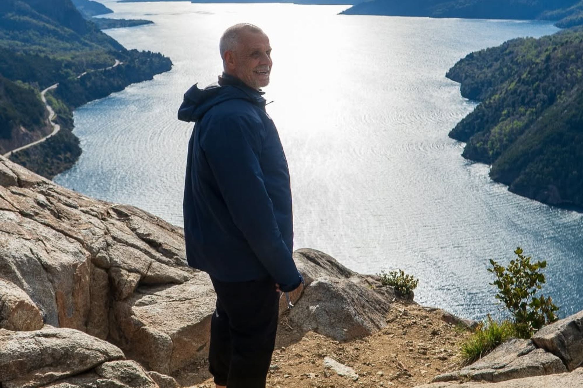 El chef Christian Petersen fue dado de alta tras su internación por una descompensación en un ascenso al volcán Lanín.