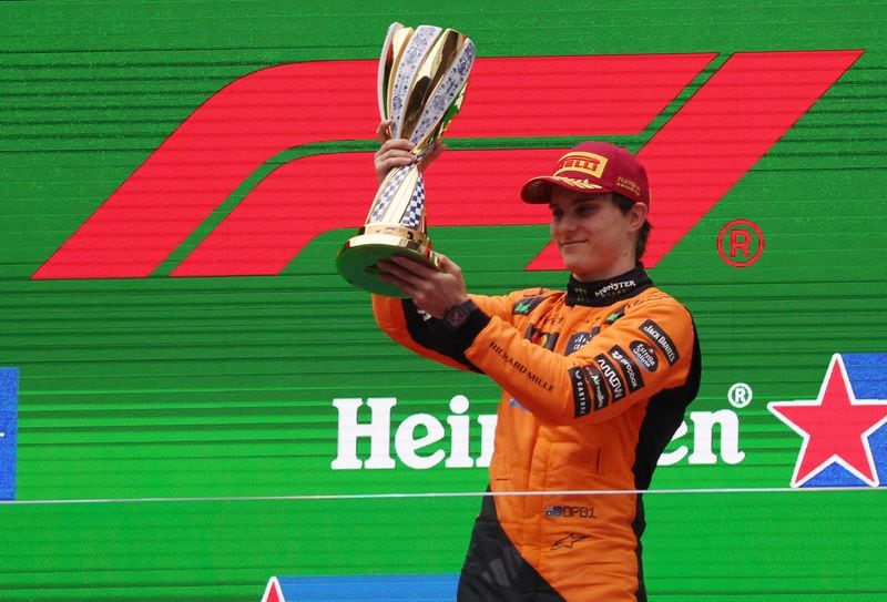 El piloto argentino Franco Colapinto busca mejorar su rendimiento en la única práctica del GP de China.