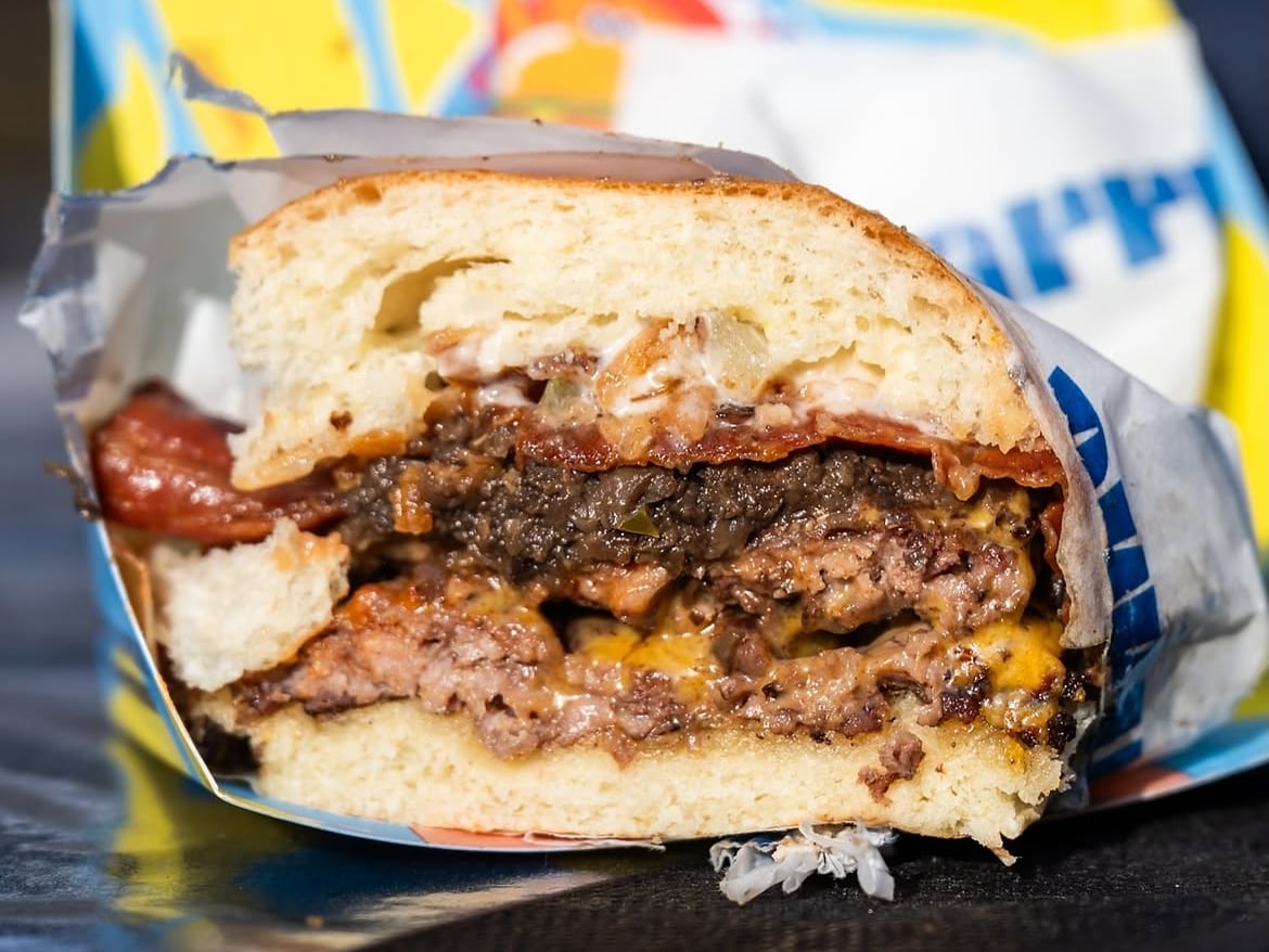 Los expertos aseguran que el reposo es clave para una hamburguesa deliciosa.