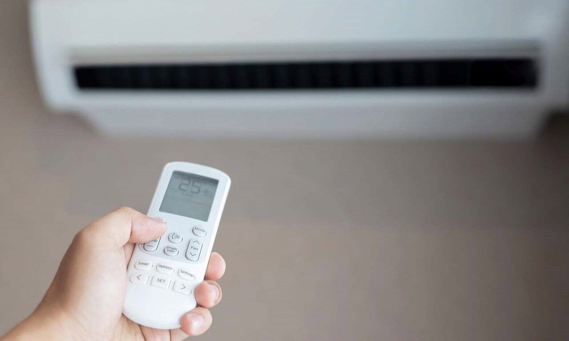 Aprende c&oacute;mo configurar tu aire acondicionado para que enfr&iacute;e m&aacute;s y consuma menos energ&iacute;a.