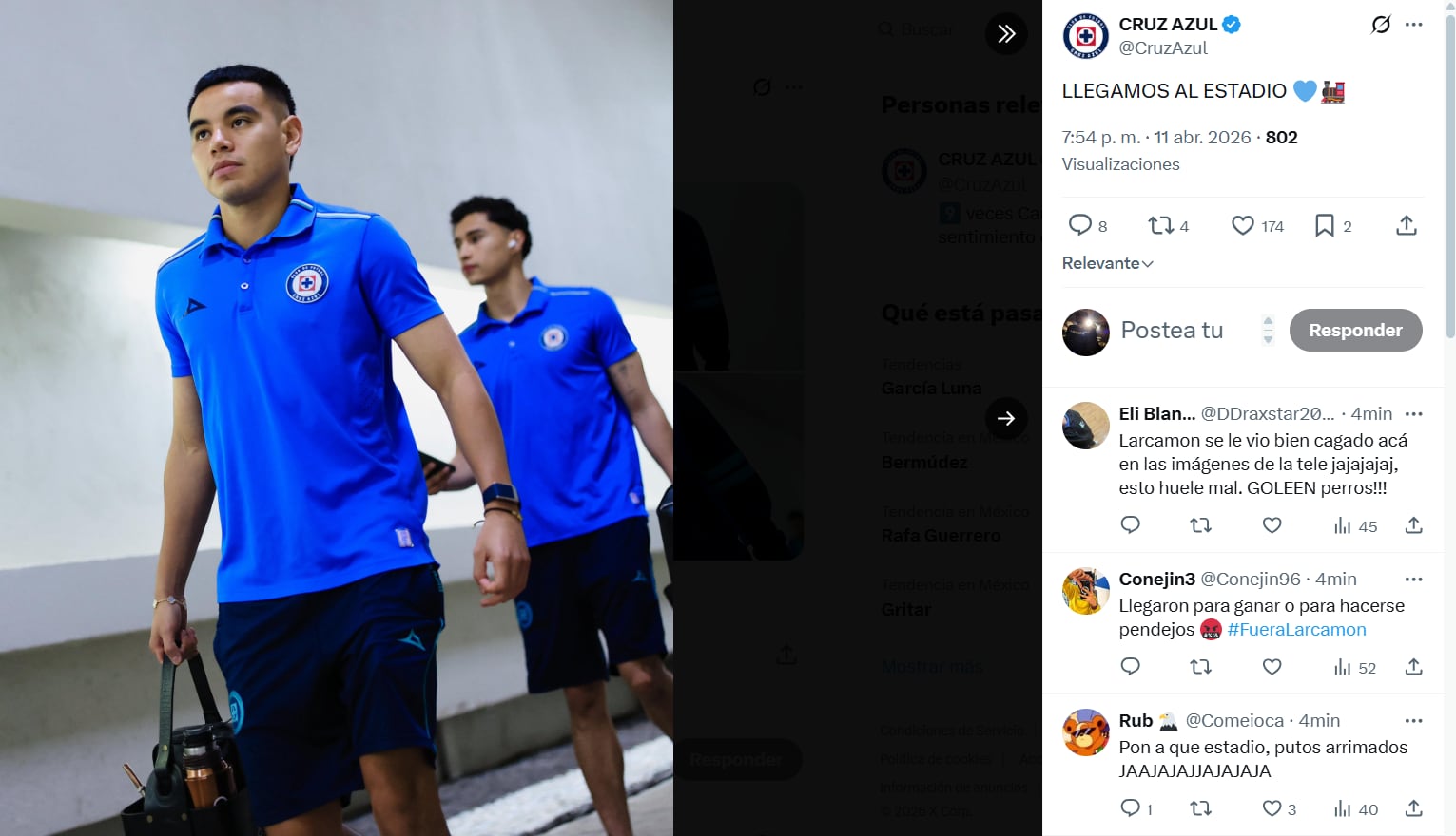 Cruz Azul logra igualar el partido a pocos segundos del final del primer tiempo en el Estadio Azteca.