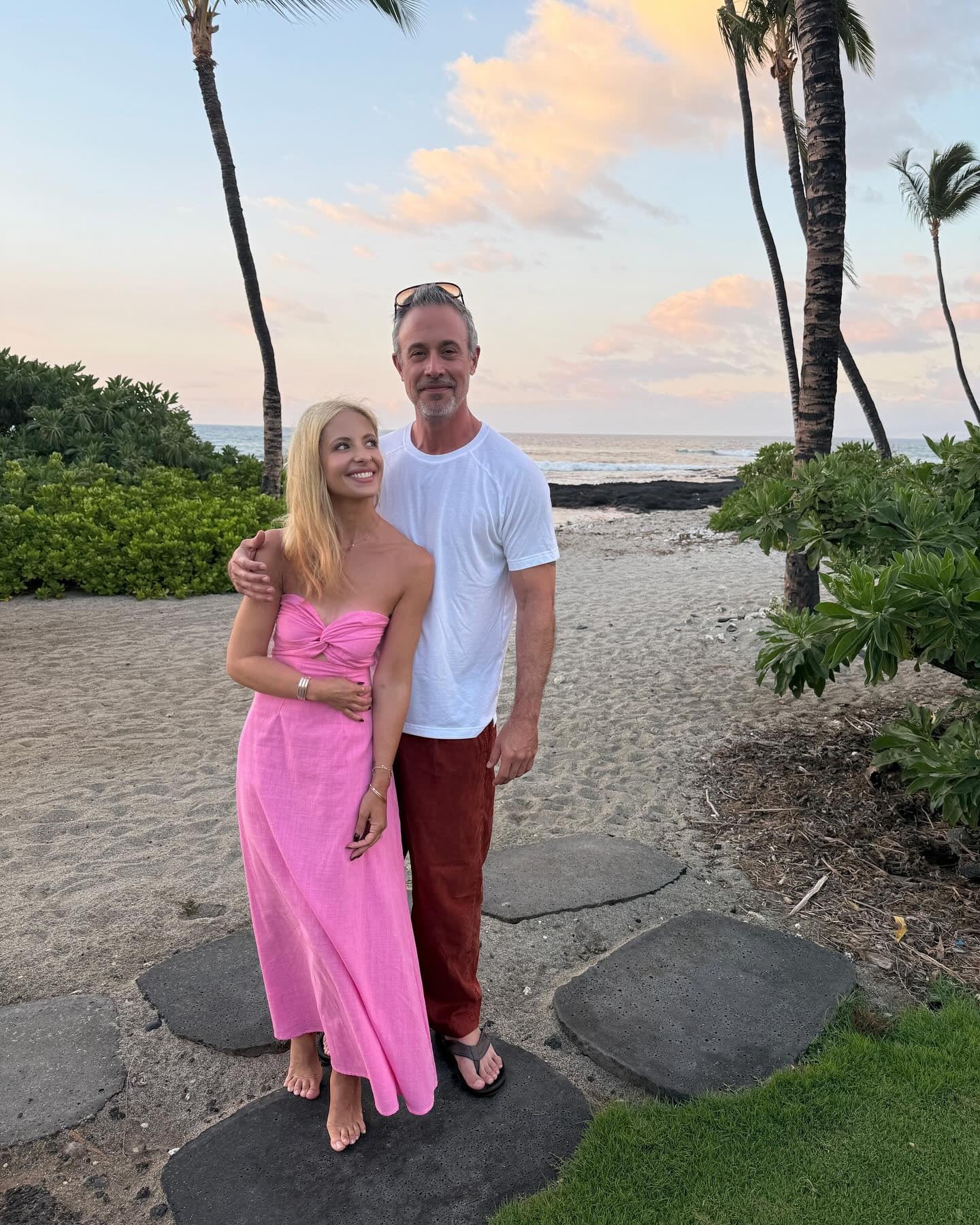 Sarah Michelle Gellar y Freddie Prinze Jr. superaron tensiones para formar una sólida relación en Hollywood.