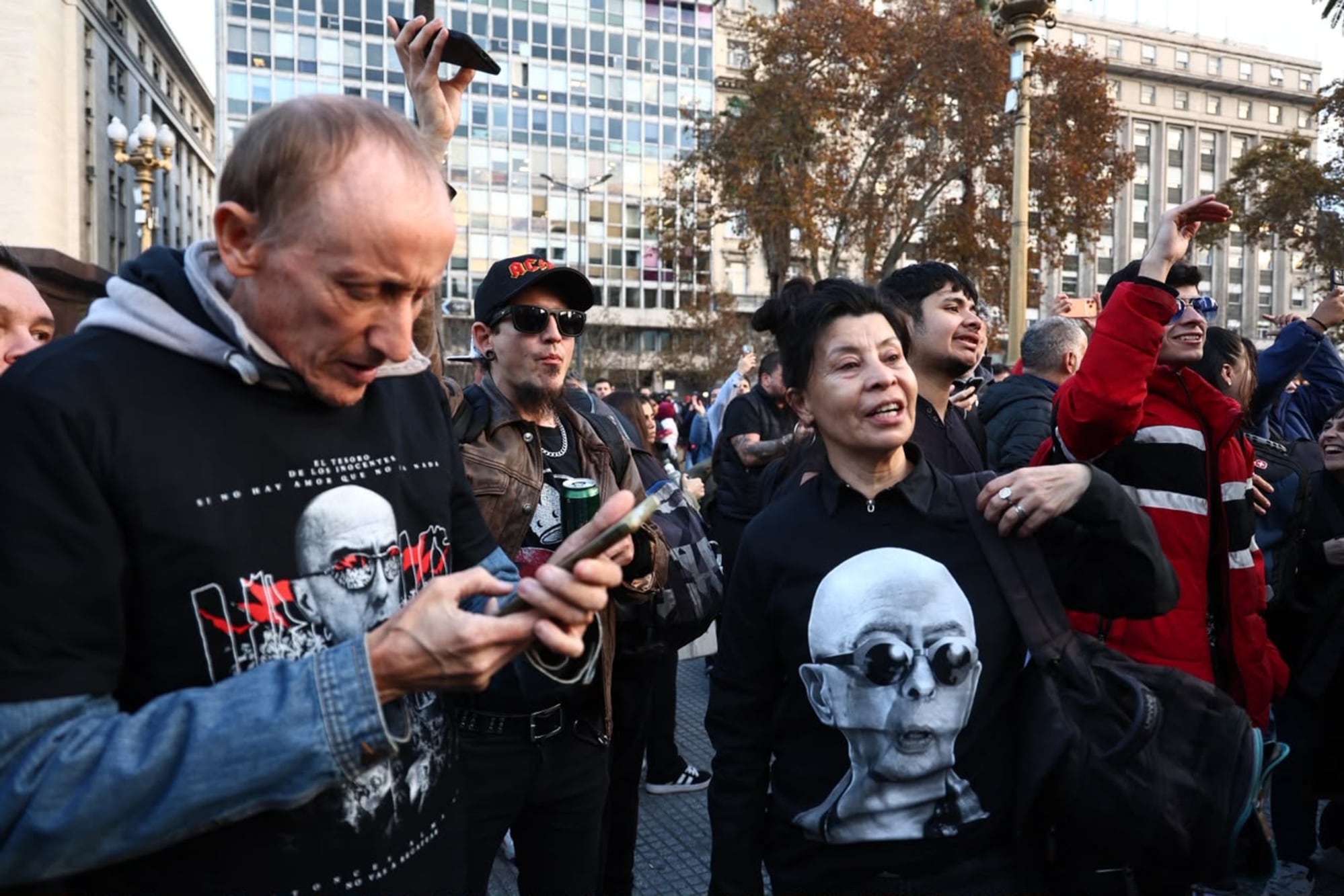 El mundo del rock llora la partida del icónico Indio Solari, líder de Los Redonditos de Ricota.