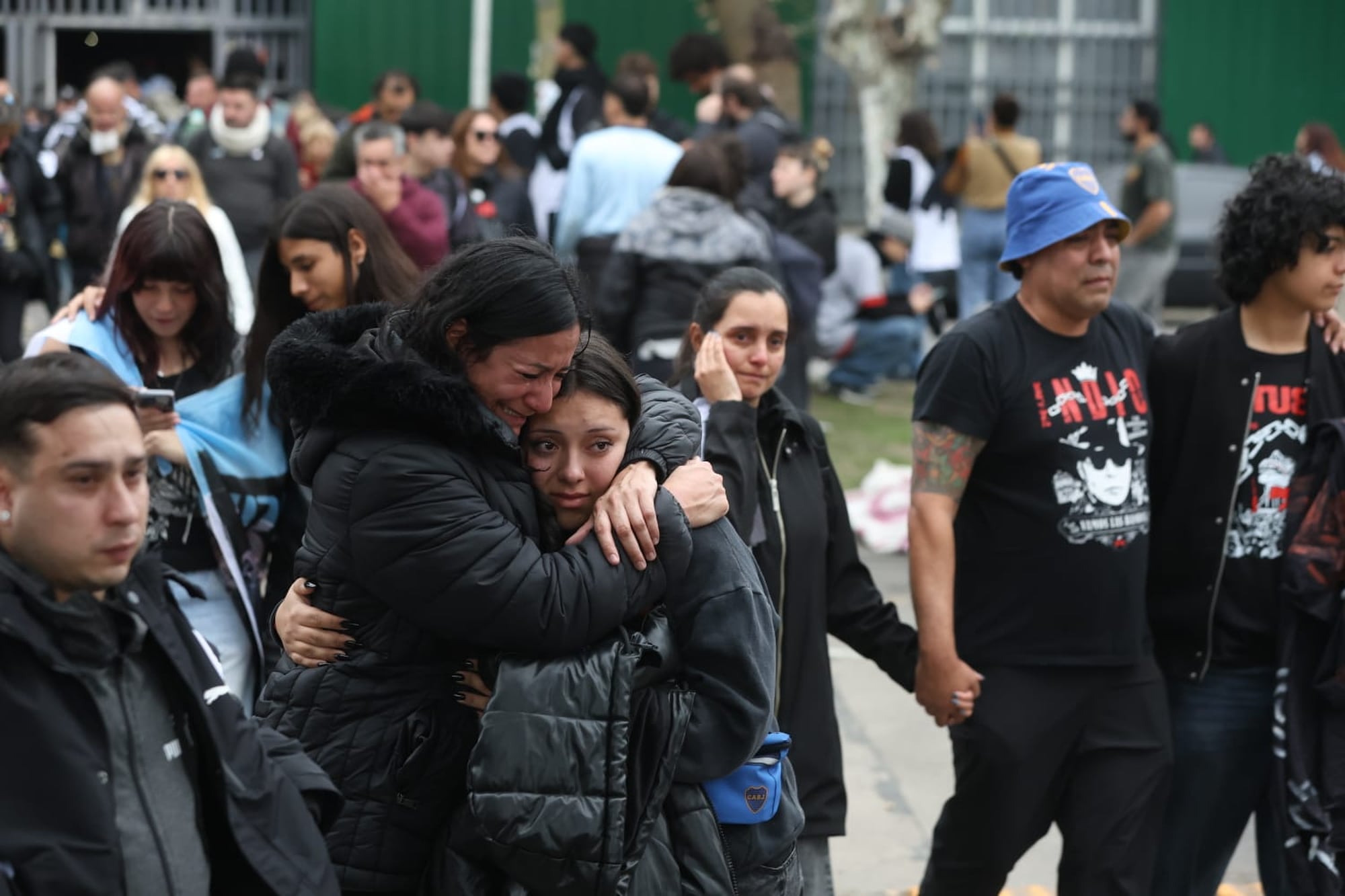 Miles de fanáticos se reúnen para rendir homenaje al emblemático líder de Patricio Rey y sus Redonditos de Ricota.