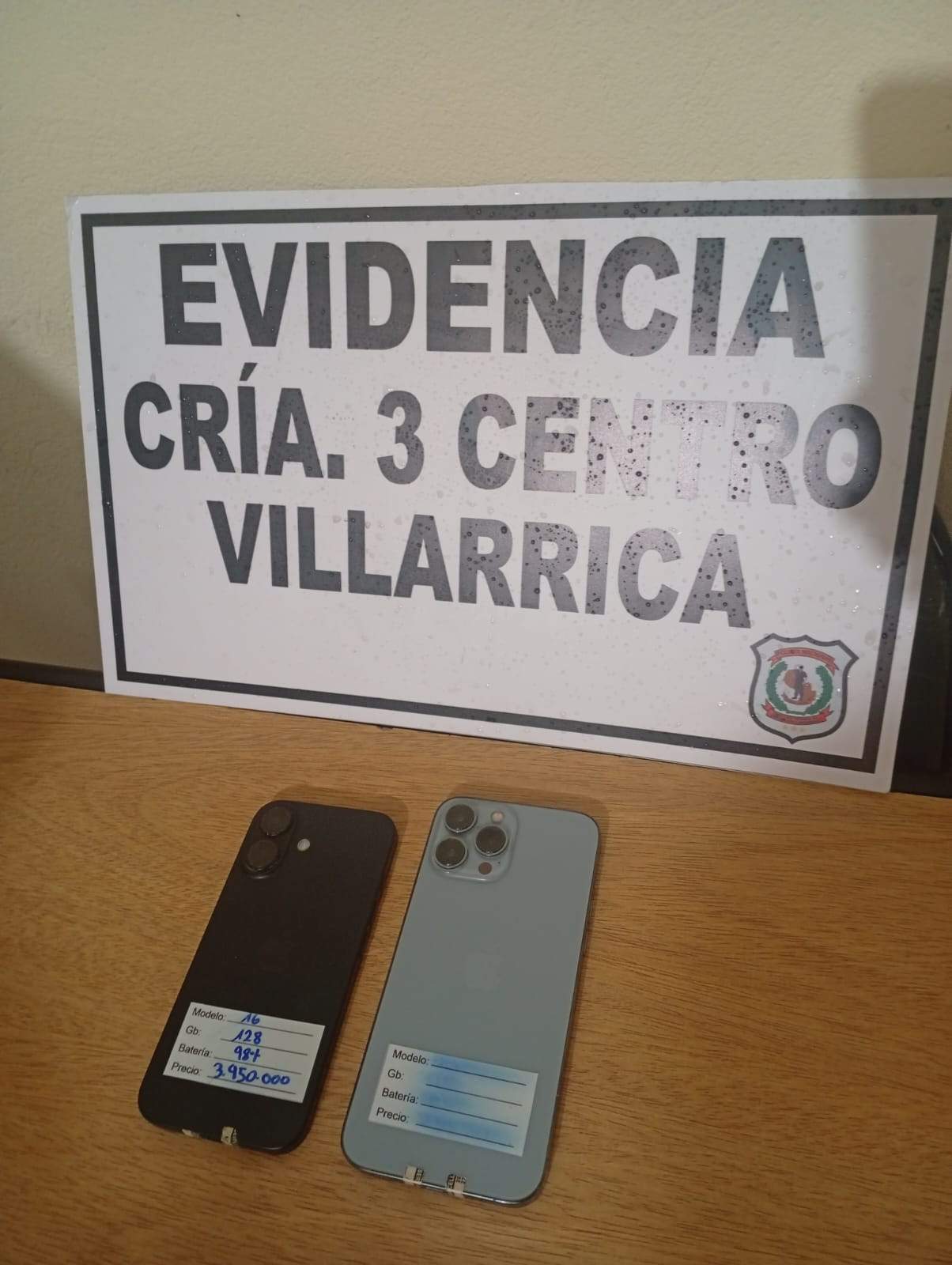 La Polic&iacute;a aprehendi&oacute; a dos sospechosos de un violento asalto en Villarrica donde robaron celulares de alta gama.