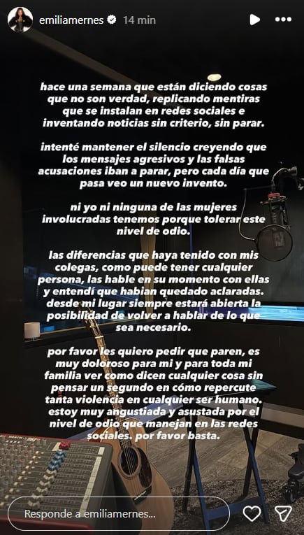 La artista Emilia Mernes se pronuncia sobre los rumores y el impacto en su familia.