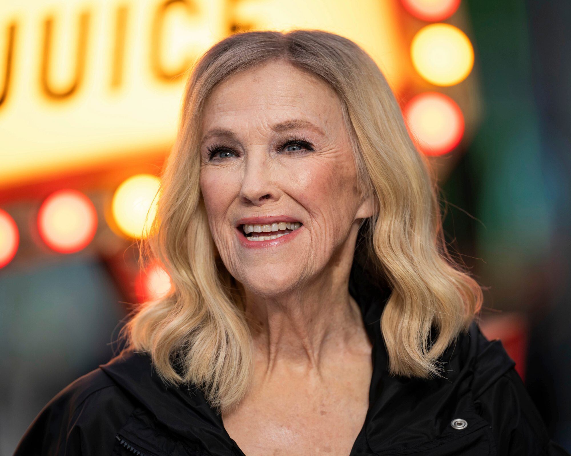 La muerte de Catherine O'Hara conmueve a millones tras su exitosa carrera en Hollywood.