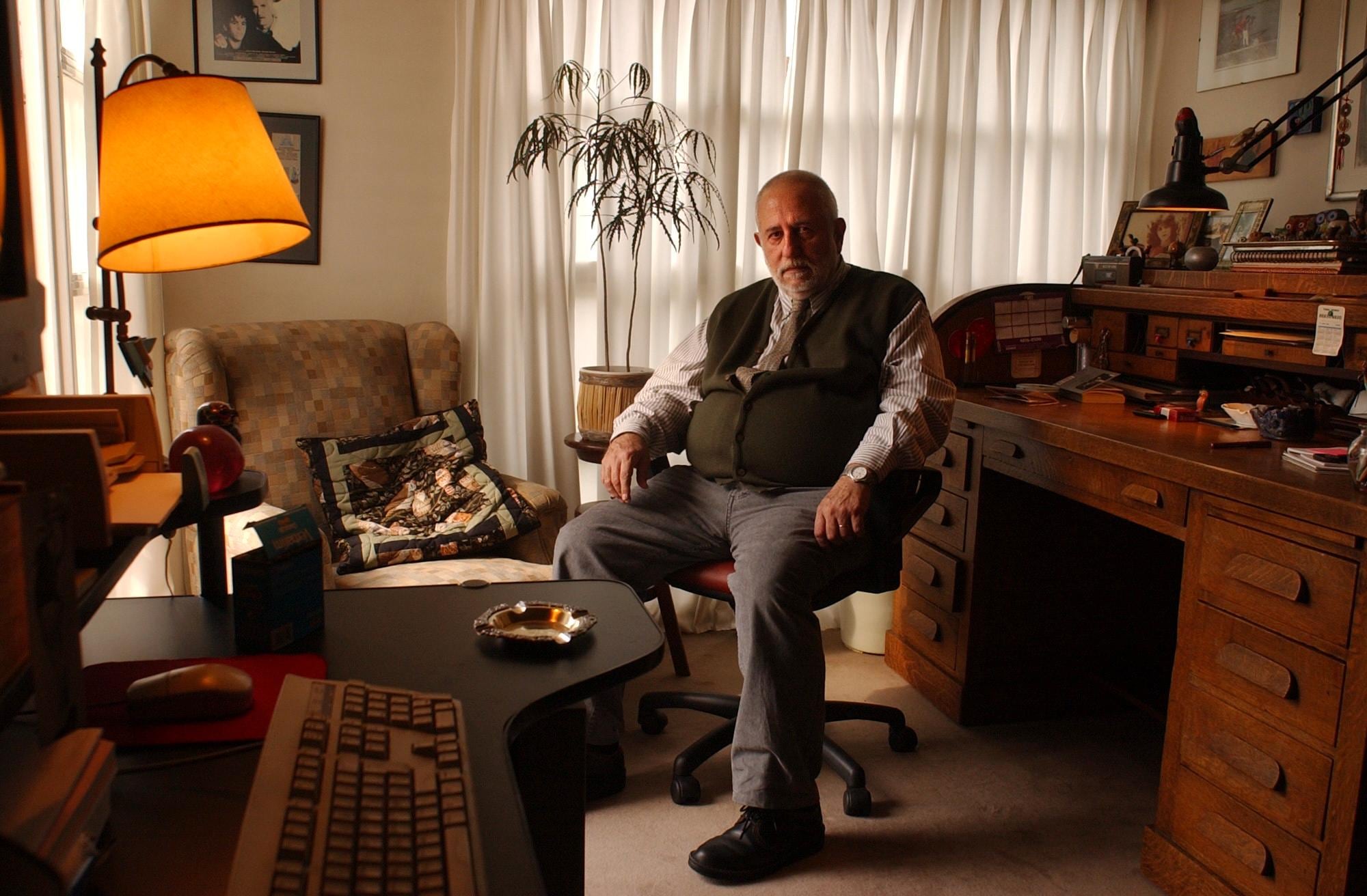 Adolfo Aristarain, el aclamado director argentino, ha fallecido a los 82 años, dejando un legado cinematográfico destacado.