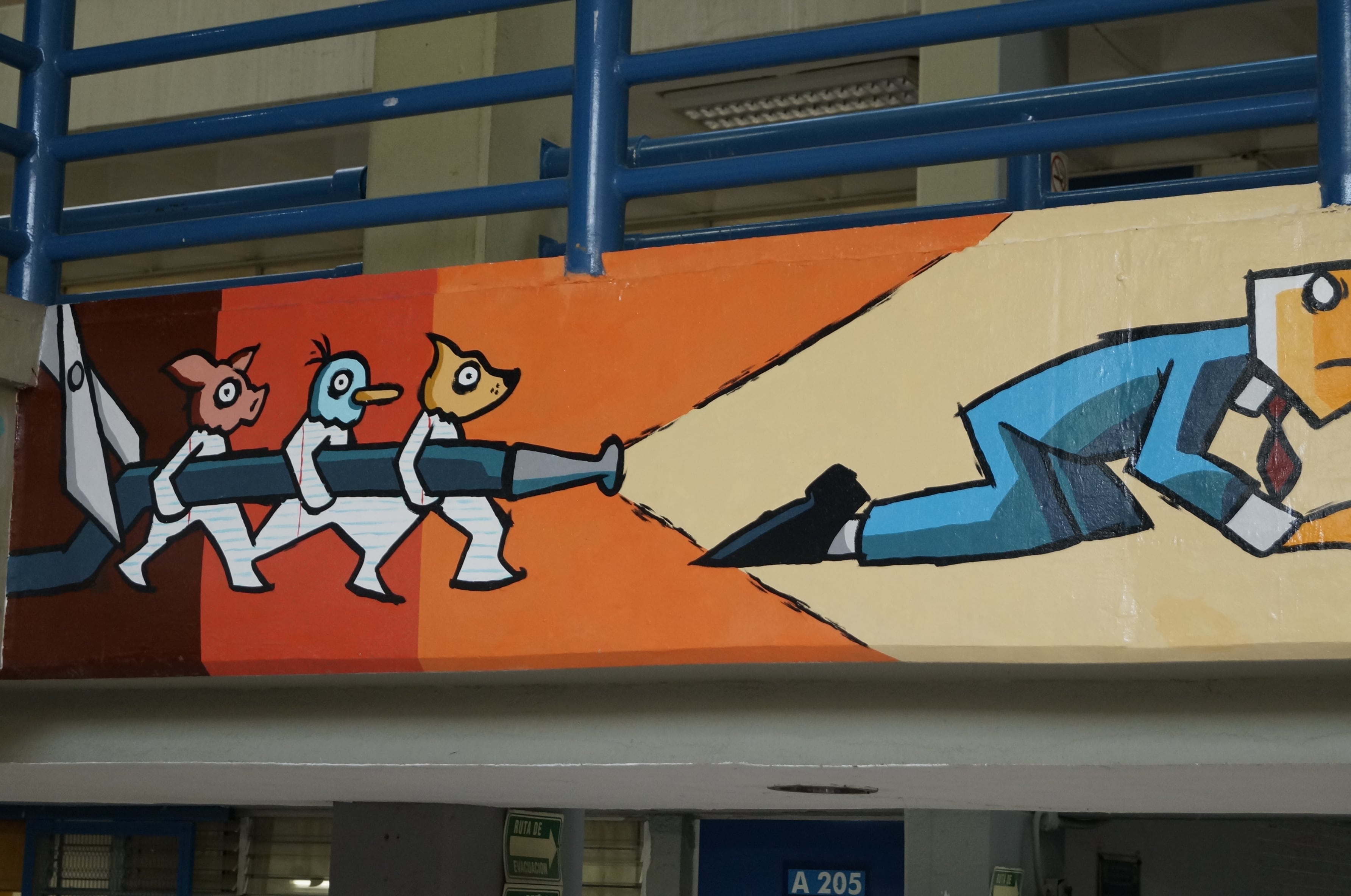 La FES Cuautitlán conmemora 30 años de su programa en Diseño y Comunicación Visual con un mural significativo.