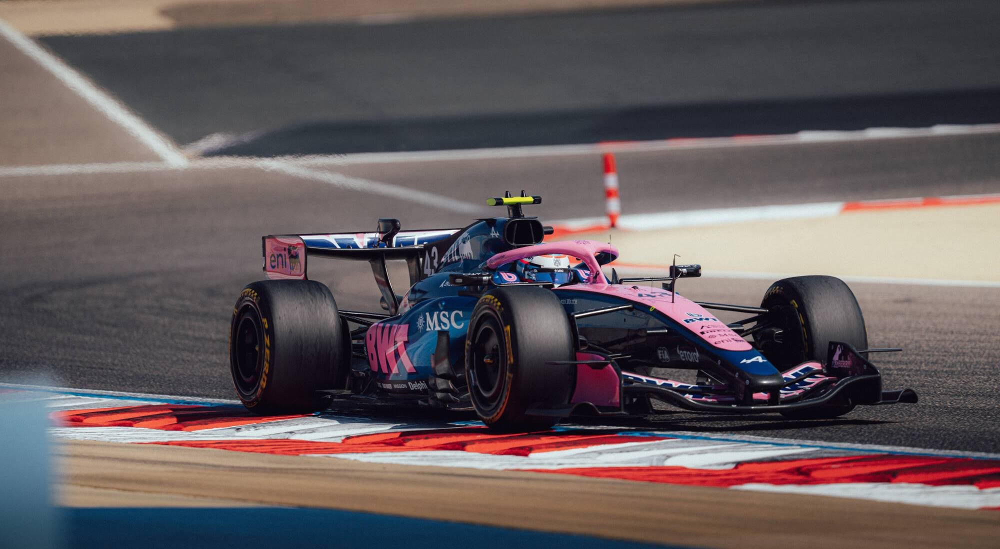 El piloto argentino tuvo un desempeño notable en su primera práctica en Melbourne.