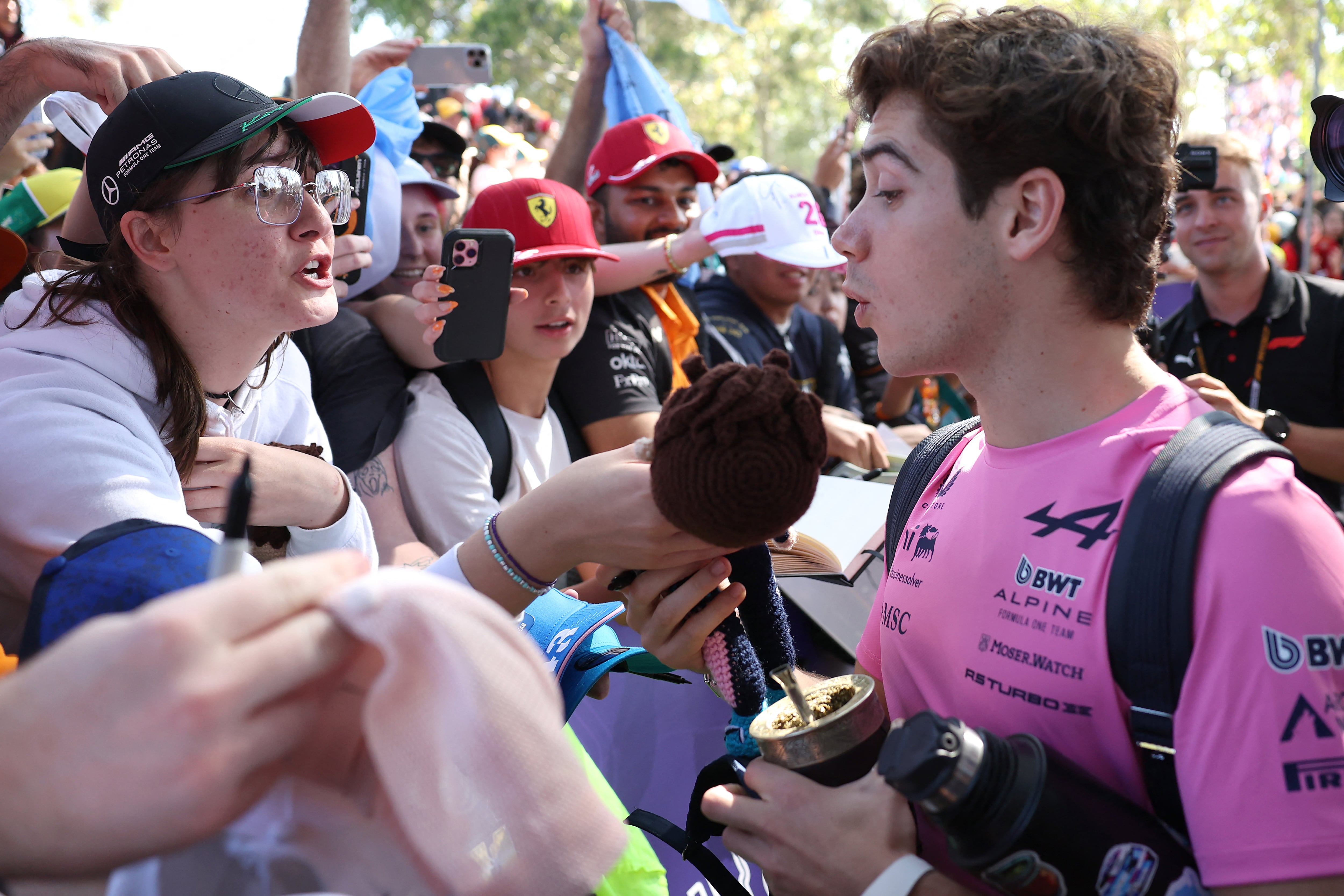 El piloto argentino tuvo un desempeño notable en su primera práctica en Melbourne.