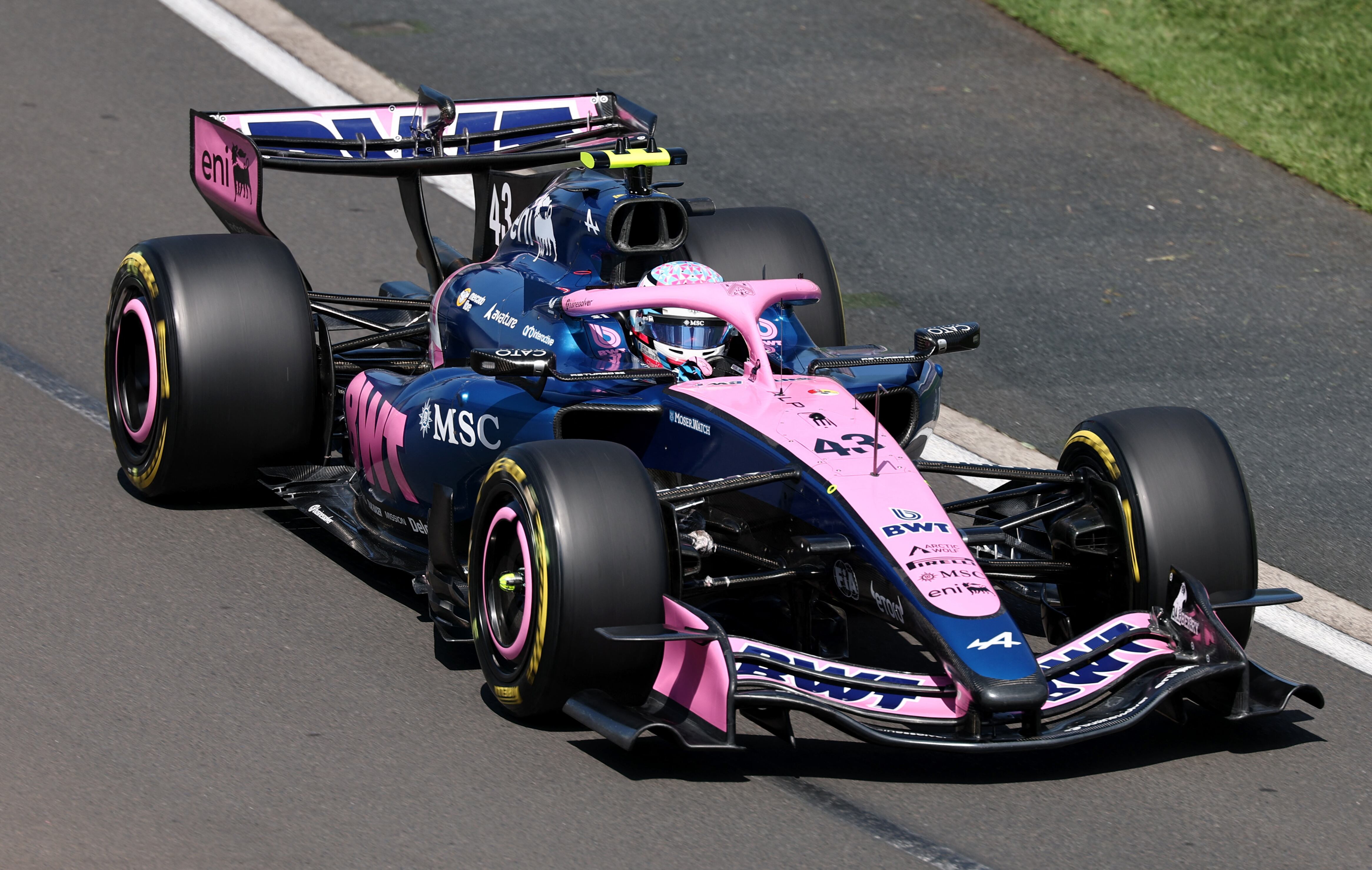 El piloto argentino tuvo un desempeño notable en su primera práctica en Melbourne.