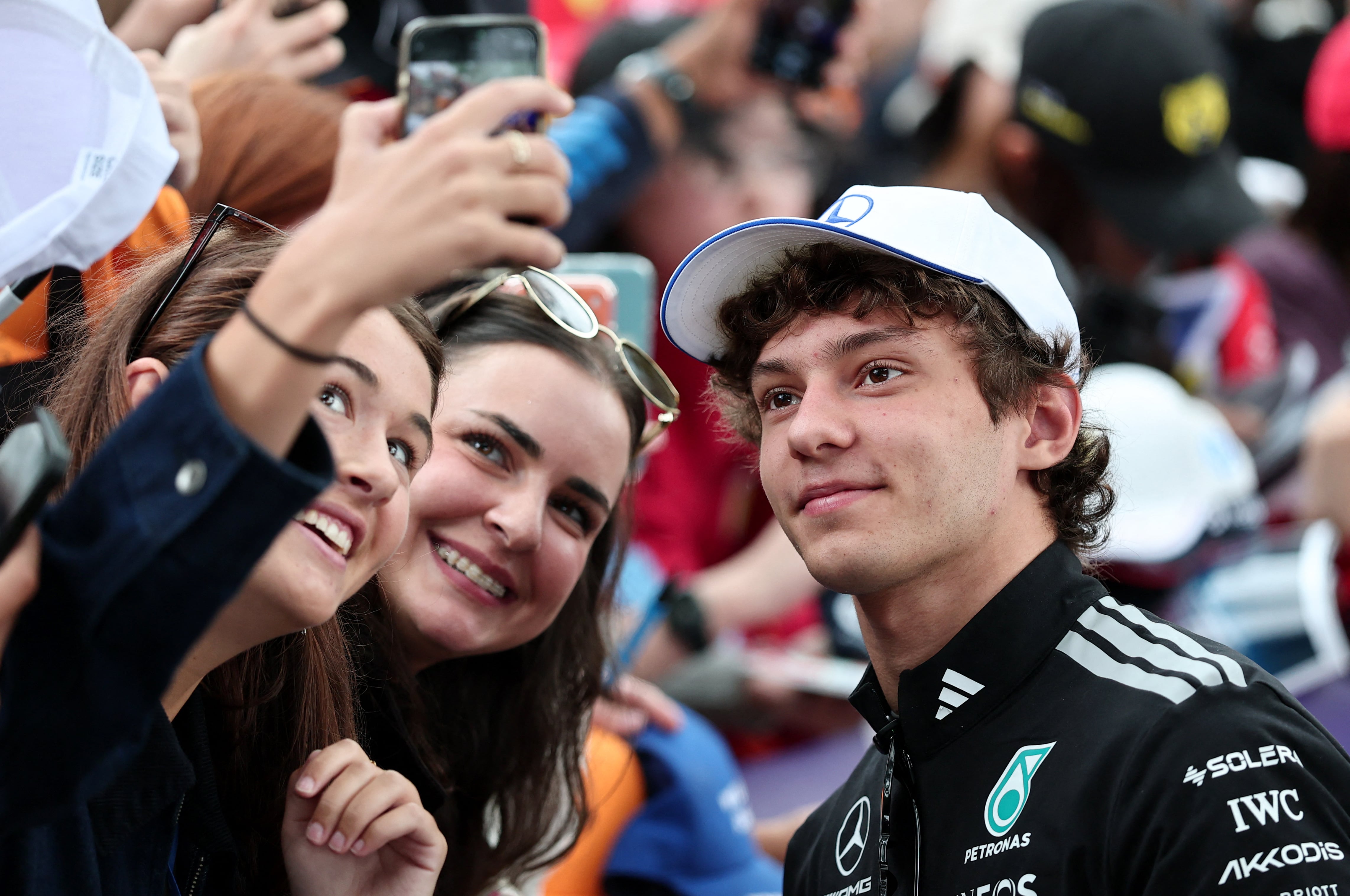 El piloto argentino tuvo un desempeño notable en su primera práctica en Melbourne.