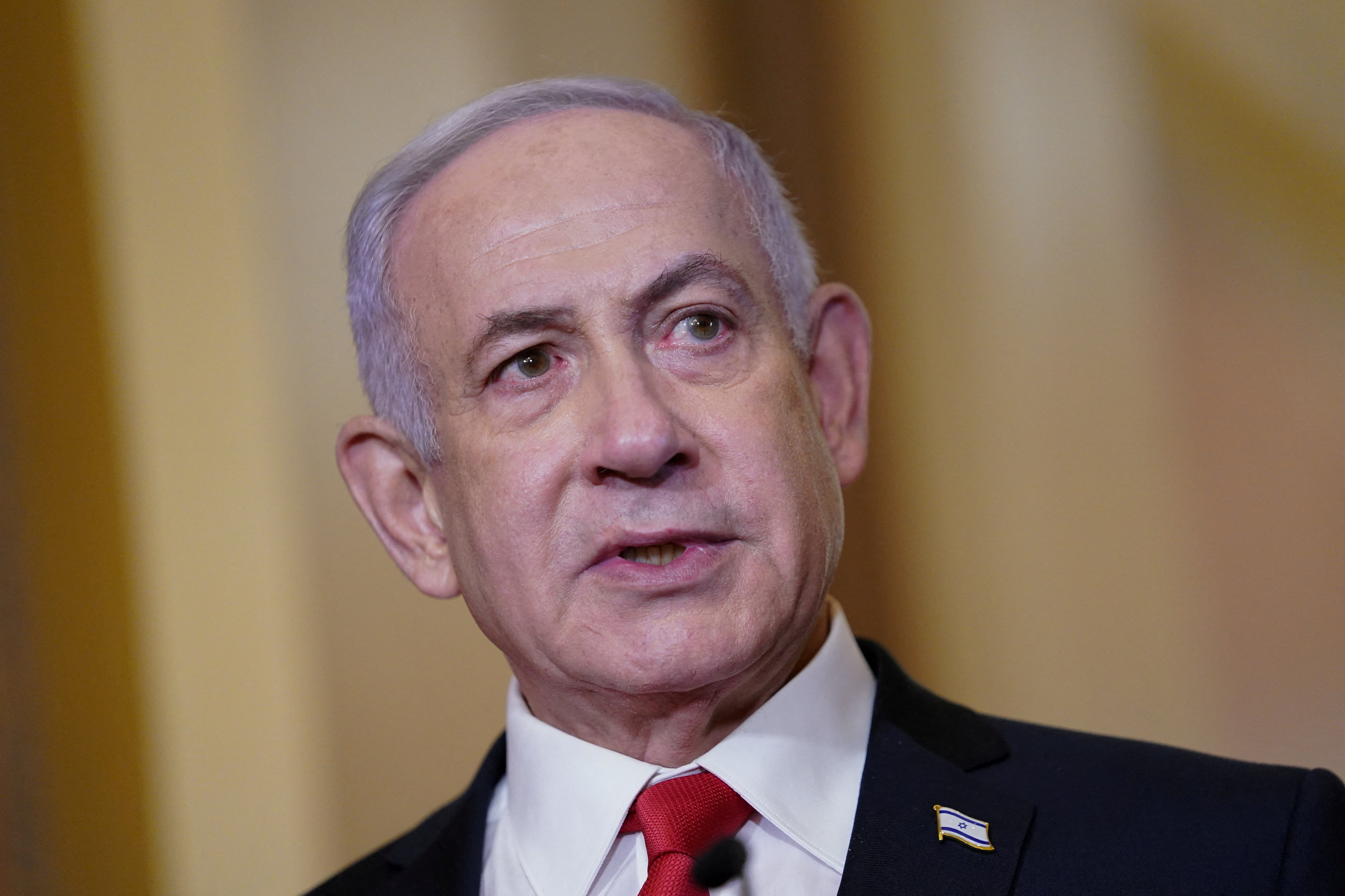 El gobierno israelí suspendió la entrada de suministros a Gaza después de que finalizara la tregua sin un nuevo acuerdo.