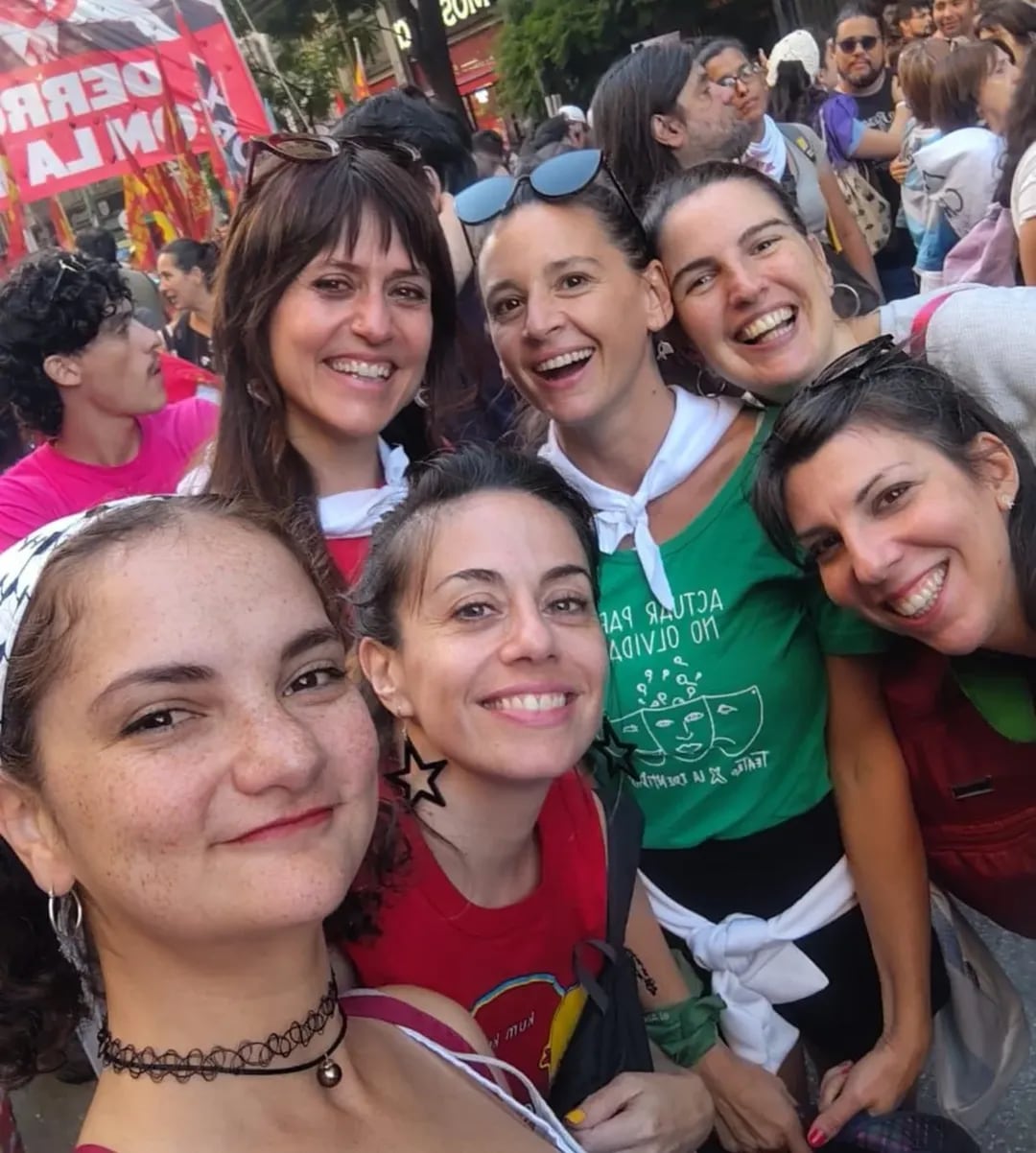 La actriz de 'La casa de papel' participó en la conmemoración del 24 de marzo.