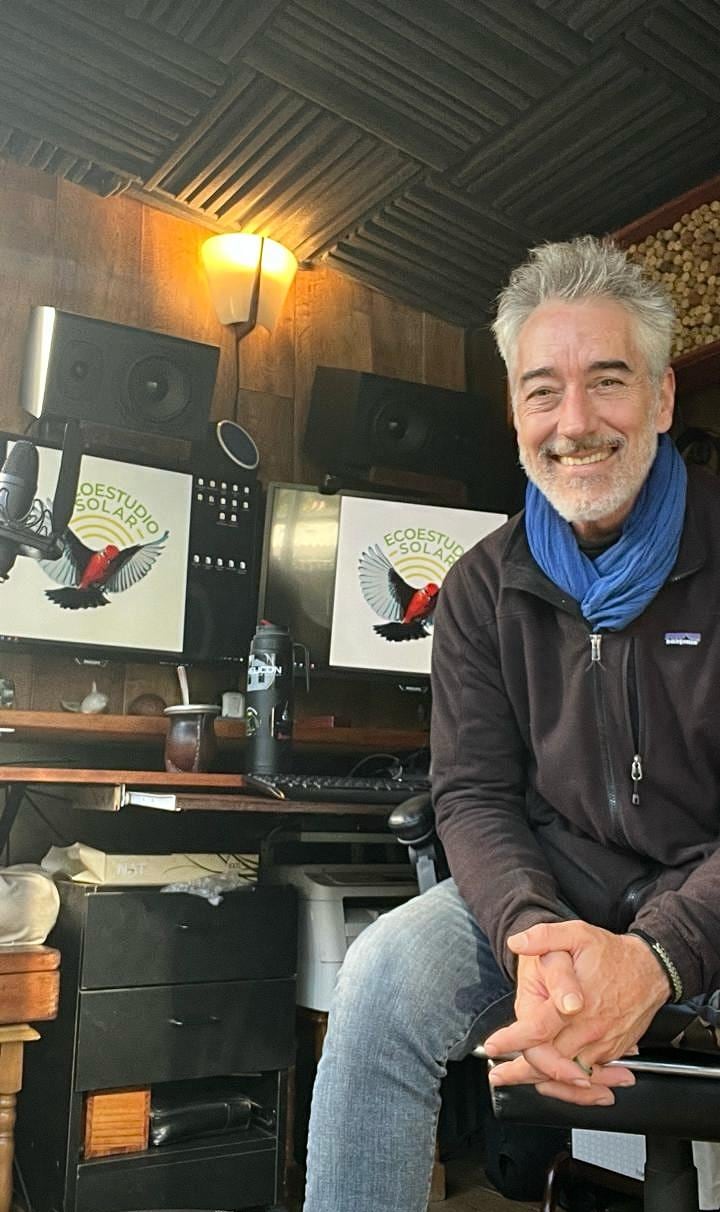 Iván Espeche, el famoso fantasma de Chiquititas, ahora sueña con cantar en el Mundial.
