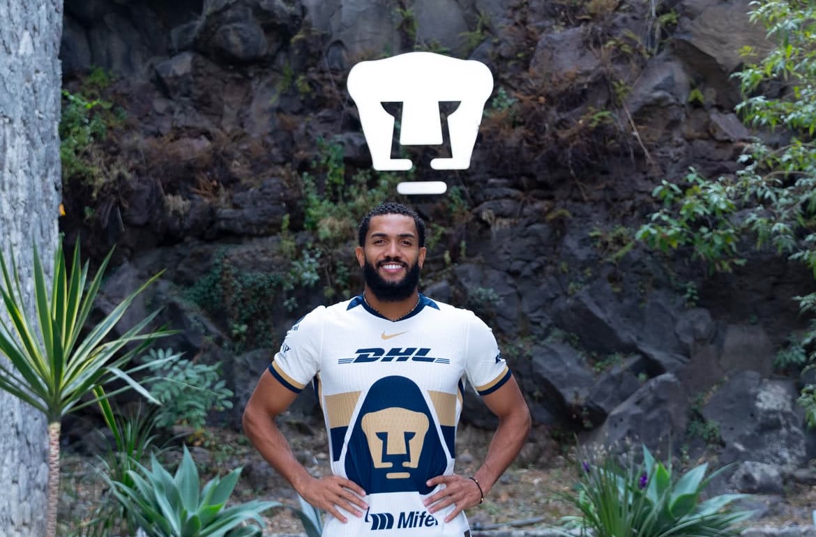 El mediocampista Jordan Carrillo llega al Club Universidad Nacional para la Clausura 2026.