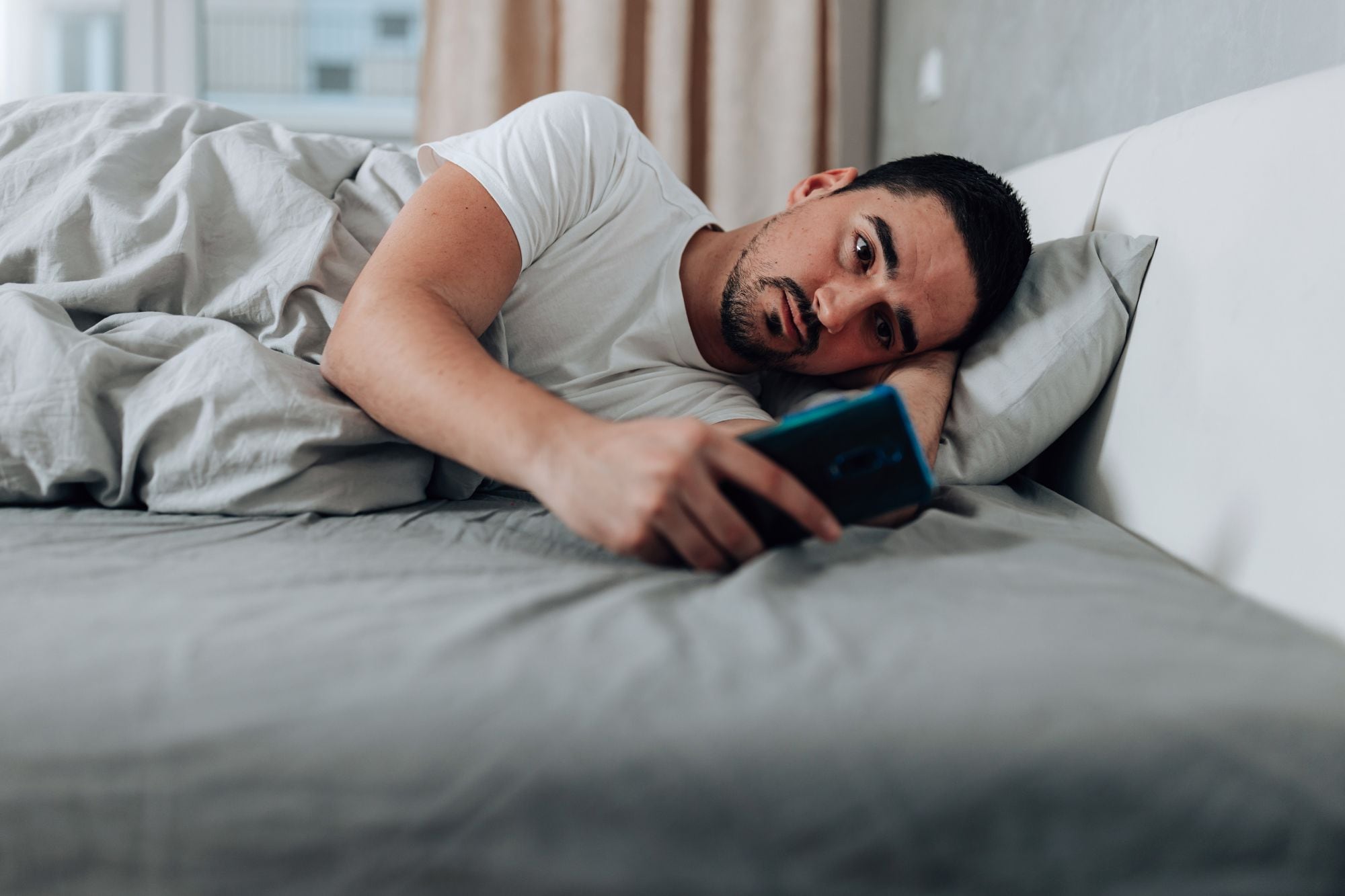 La procrastinaci&oacute;n se ha vuelto com&uacute;n, afectando la productividad y bienestar emocional.
