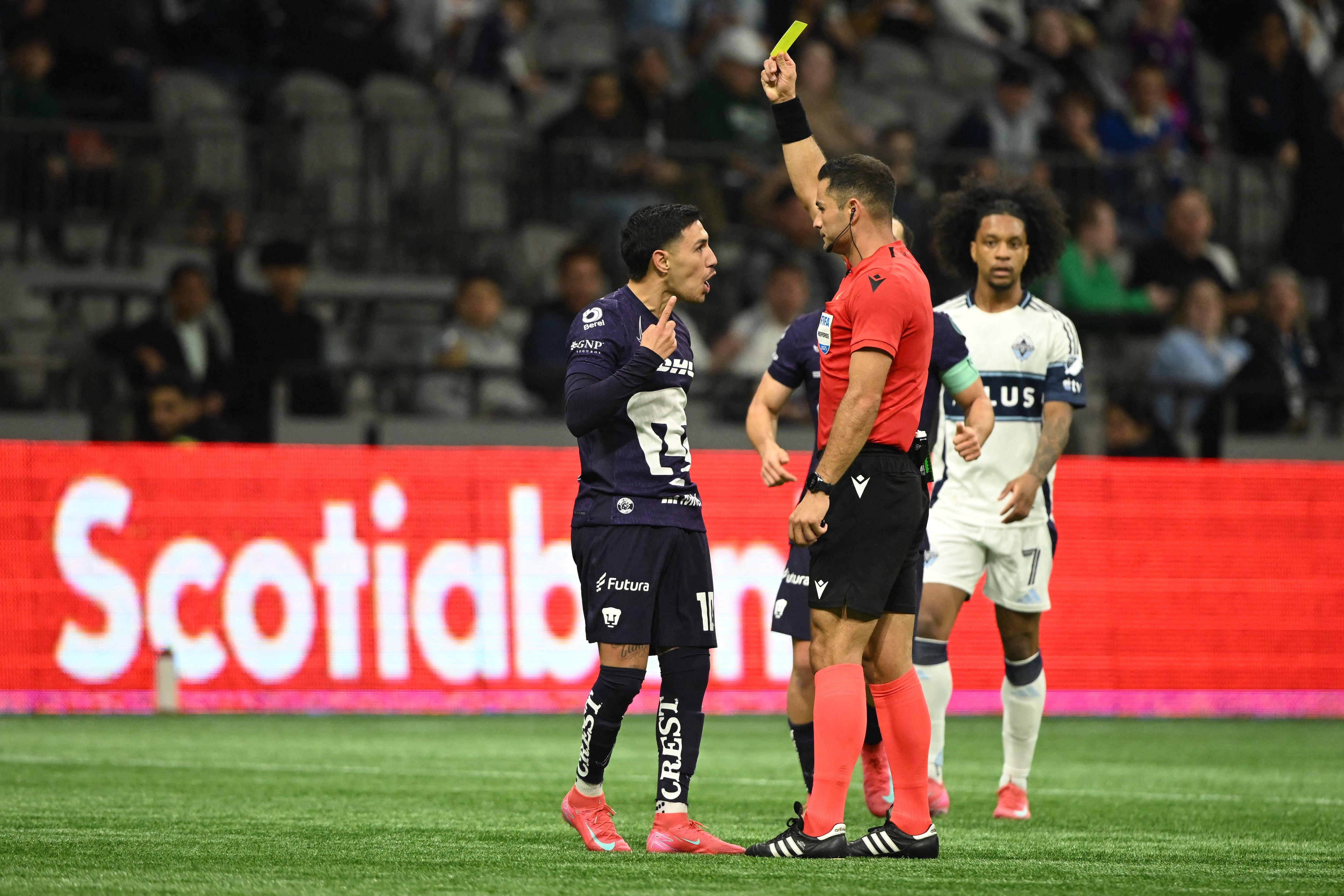 El extremo argentino podría unirse a Mazatlán FC tras su paso por Pumas, buscando recuperar protagonismo.
