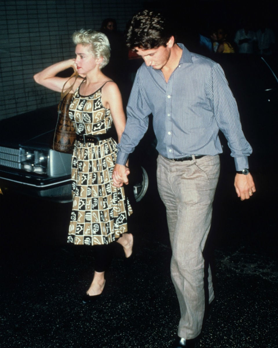 La Reina del Pop aborda su pasado con Sean Penn en "Confessions II", generando polémica.