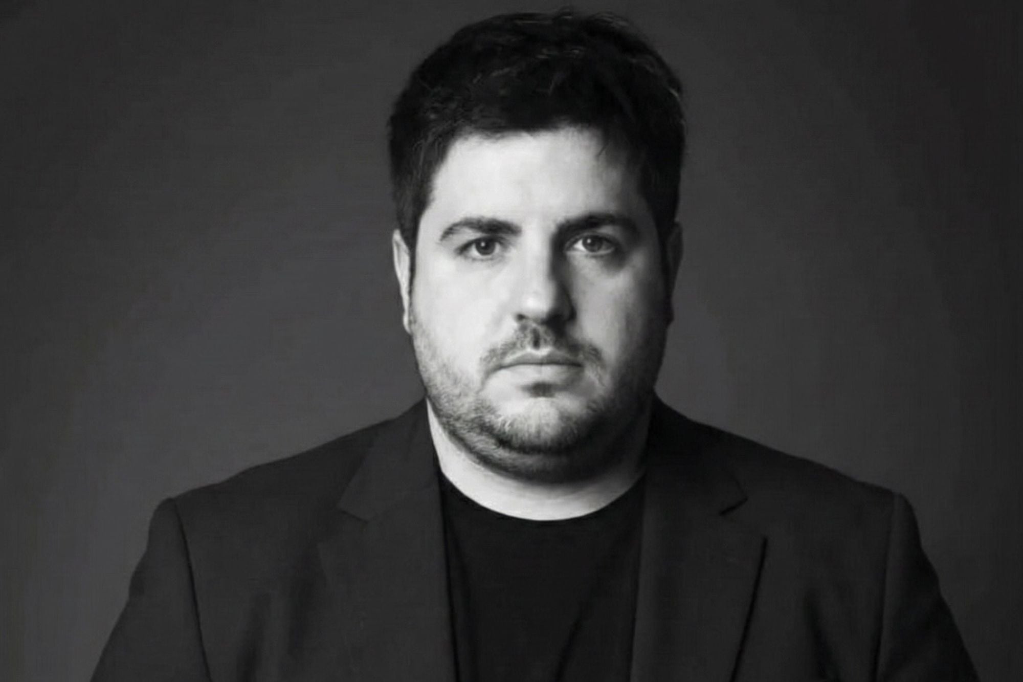 El actor Marco Antonio Caponi confirma su papel en la biopic de Charly Garc&iacute;a.