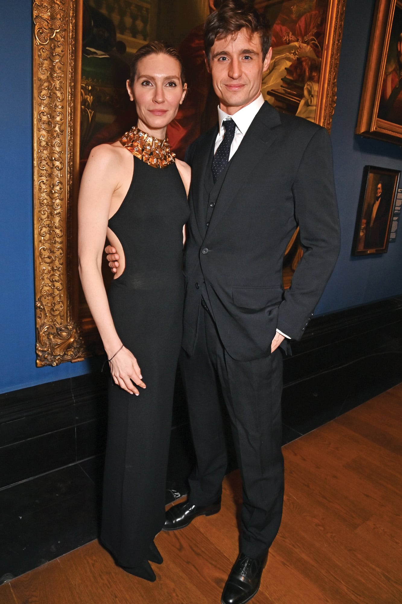 Max Irons, hijo de Jeremy Irons, busca su identidad en el cine sin dejarse llevar por las expectativas familiares.