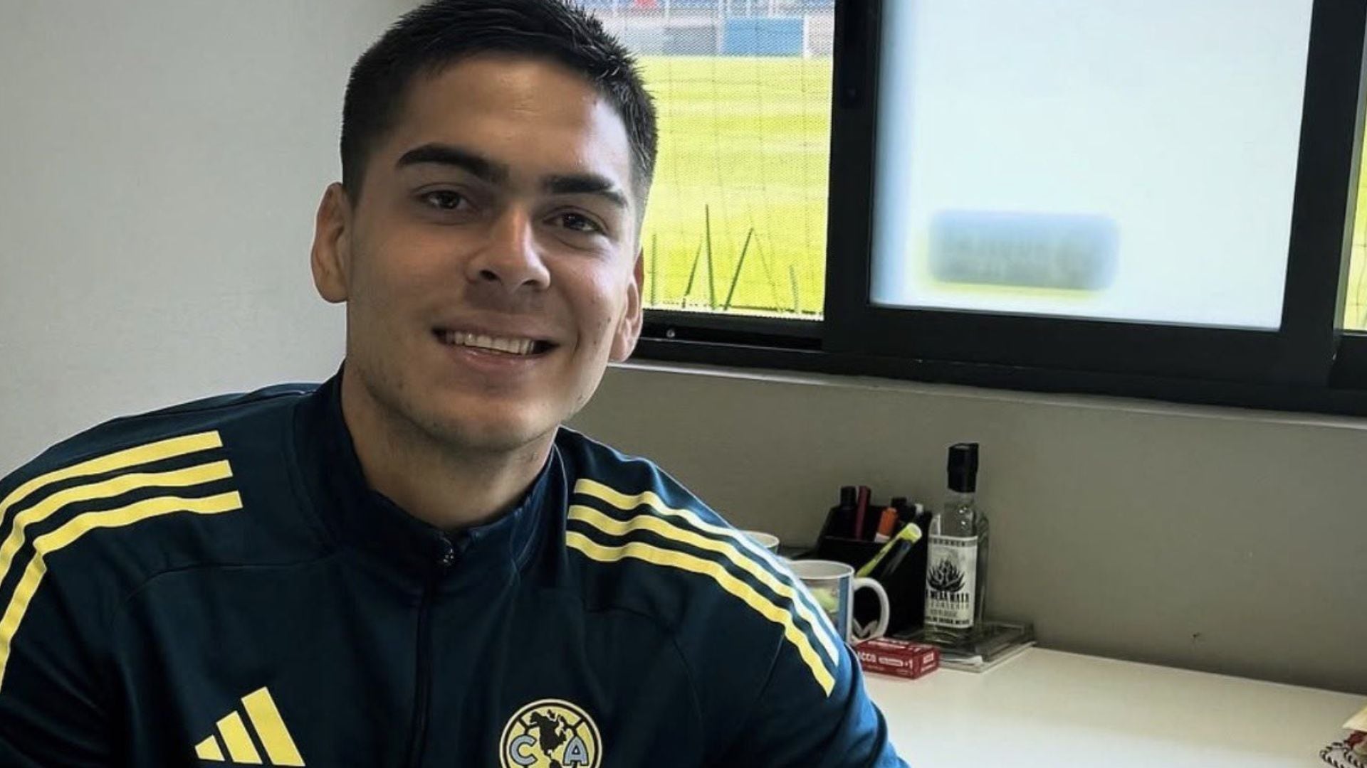El Club América ficha al arquero Max Serrano, de 19 años, del Toluca para fortalecer su plantilla.