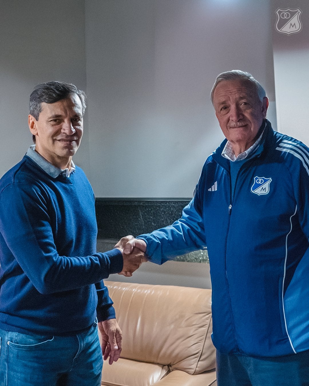 El partido fue suspendido por mal clima y se jugará el lunes a las 3:00 p.m.