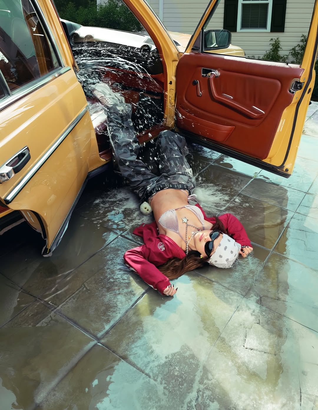 Muna Pauls, hija de Agustina Cherri, debuta como modelo y comparte su felicidad.