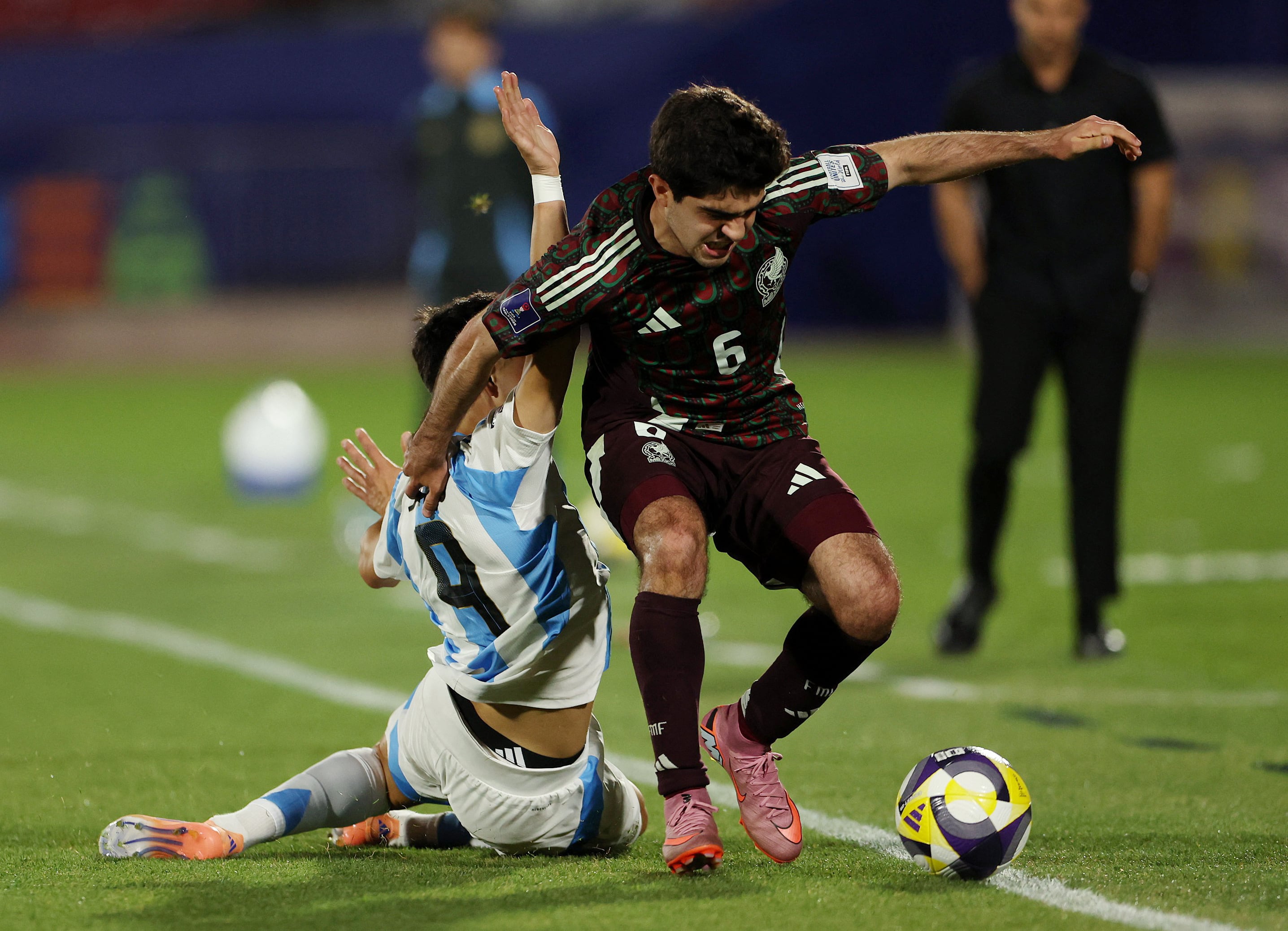 Pumas incorpora cuatro jugadores para revitalizar su plantilla y aspirar a títulos en 2026.