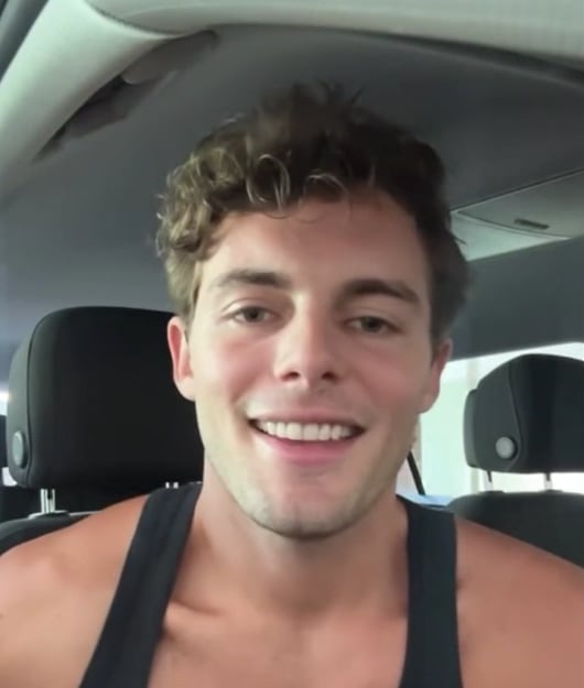 El actor Pablo Turturiello anunció su salida de la obra Hairspray, protagonizada por Damián Betular.