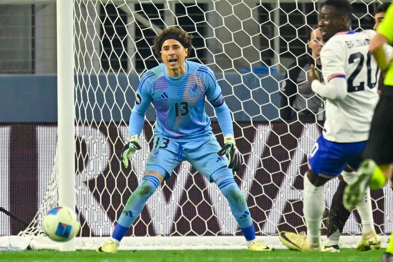 La lesión de Malagón obliga a la selección mexicana a buscar un nuevo portero para el Mundial.