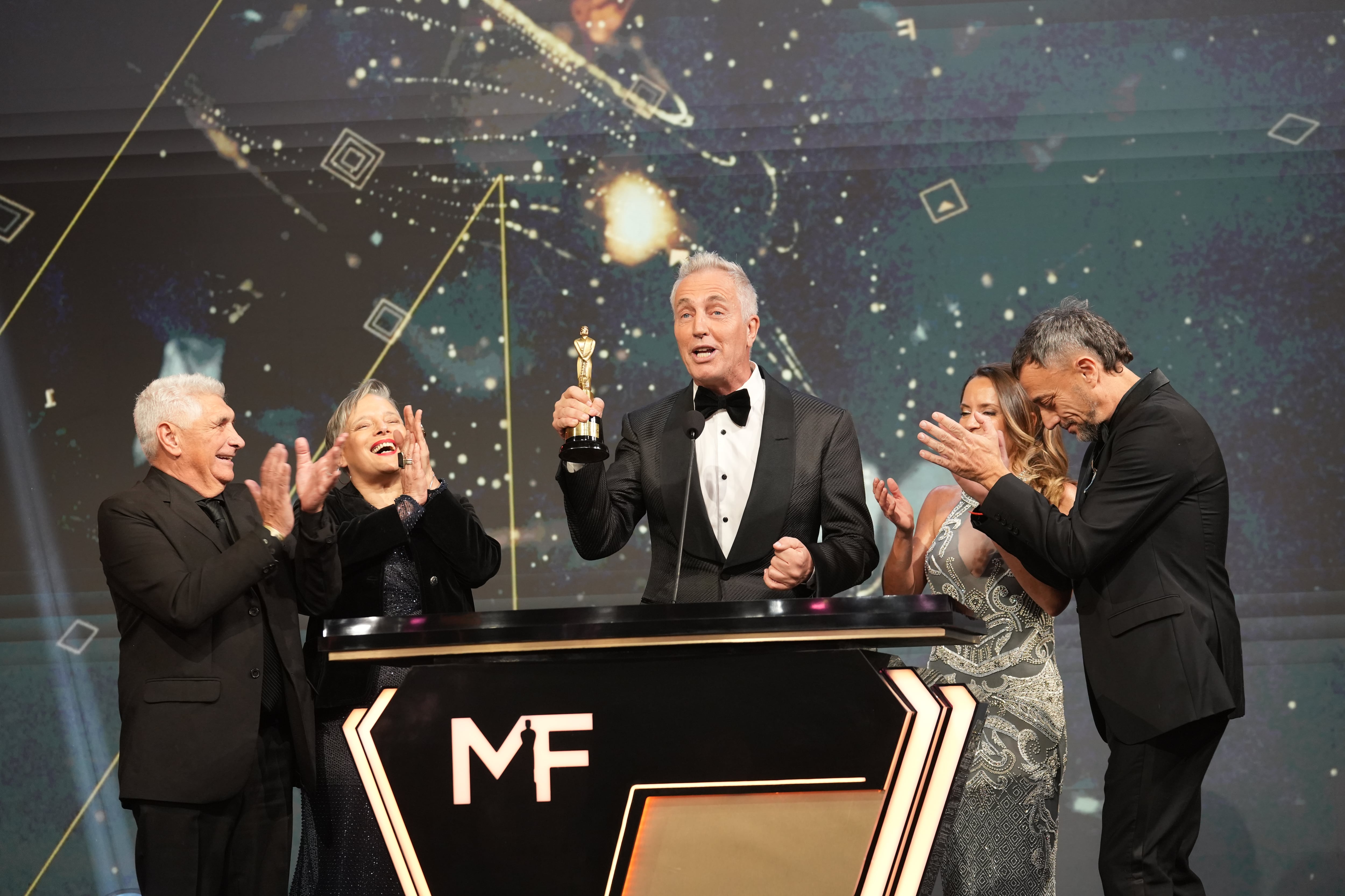 La entrega de premios celebró lo mejor de la televisión argentina en una noche llena de emociones.