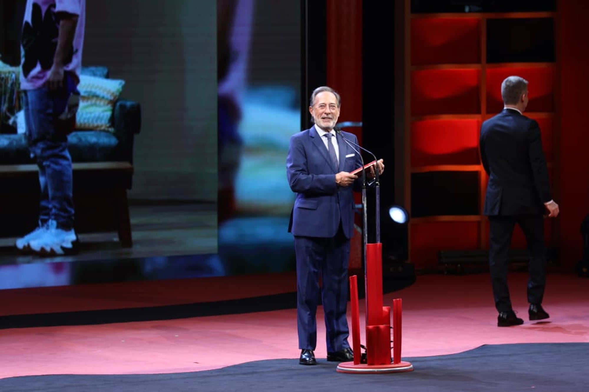El Teatro Col&oacute;n fue el escenario de la primera entrega de los Premios Pinti, un nuevo reconocimiento al teatro argentino.
