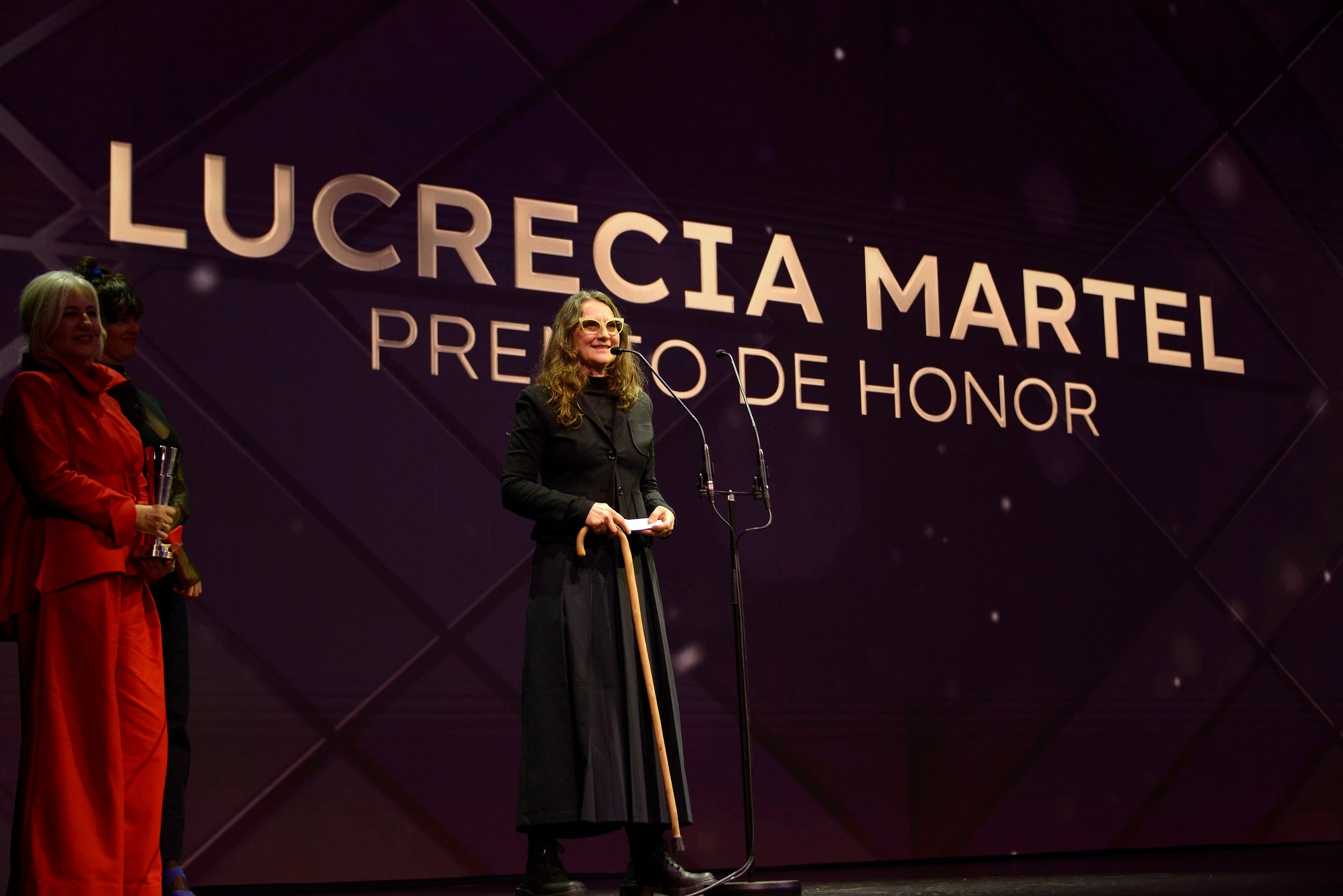 Cecilia Roth y Lucrecia Martel brillaron en la fiesta del cine argentino con grandes reconocimientos.
