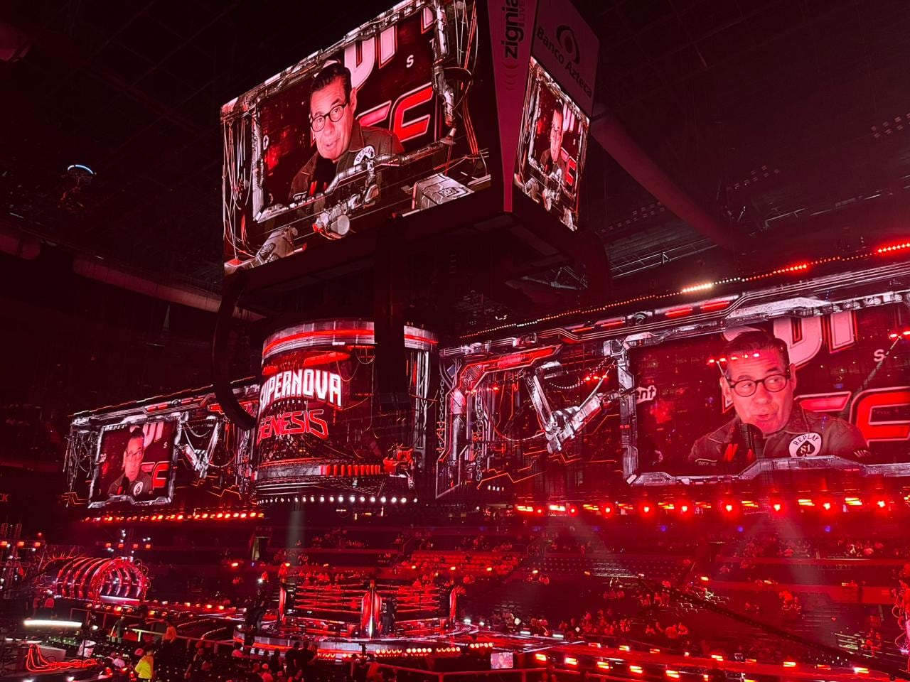 Car&iacute;n Le&oacute;n tuvo que cantar a capela debido a fallos de audio en Supernova G&eacute;nesis.