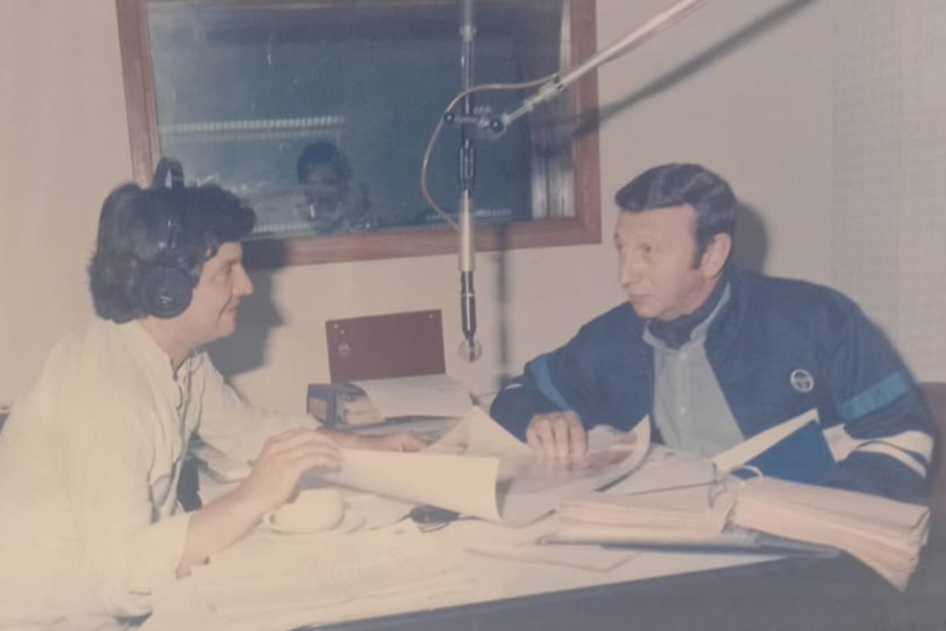 Una mirada a la trayectoria de un referente de la comunicación en Argentina.