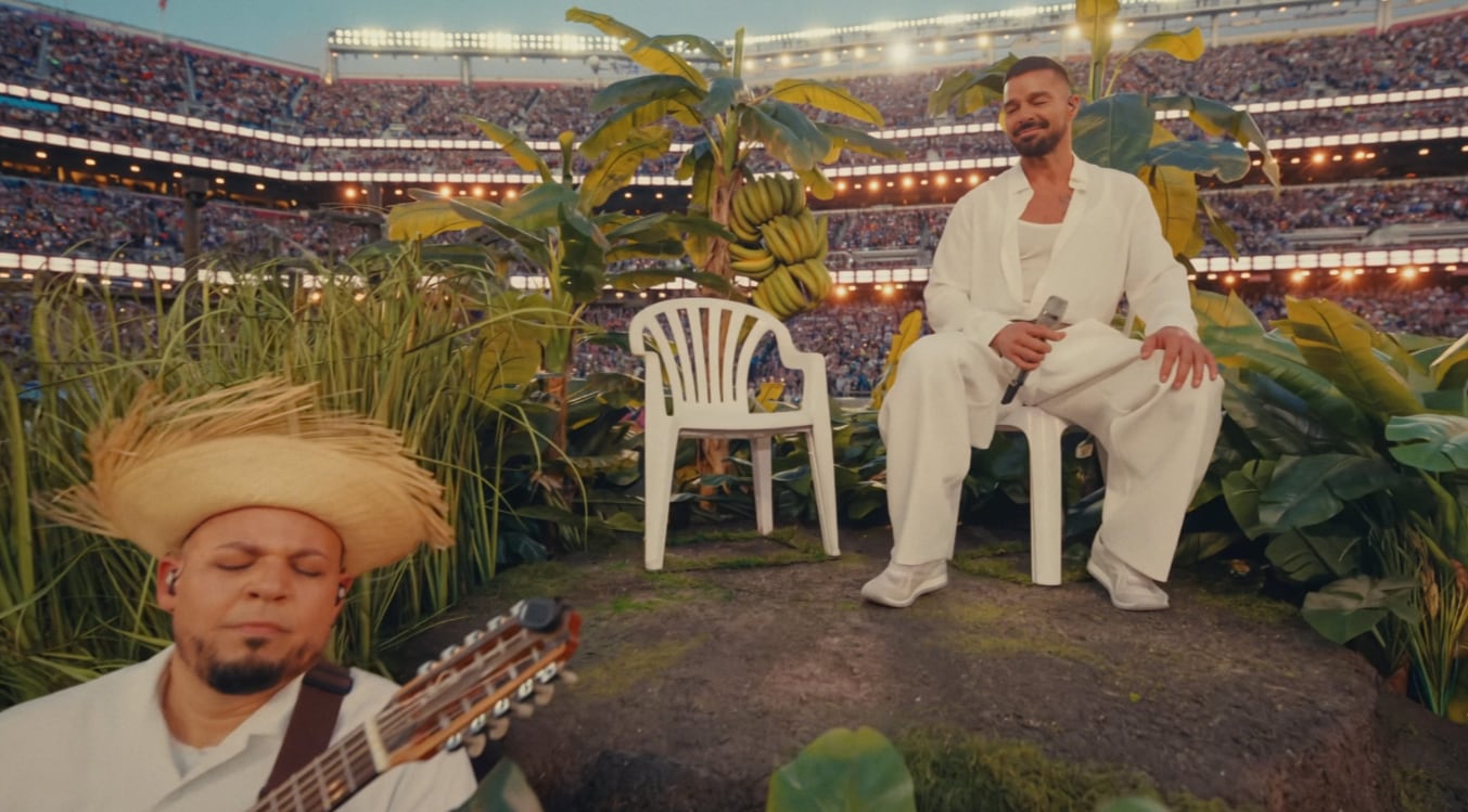 El cantante puertorriqueño fue invitado a disfrutar de tragos sin costo en un bar de Miami.