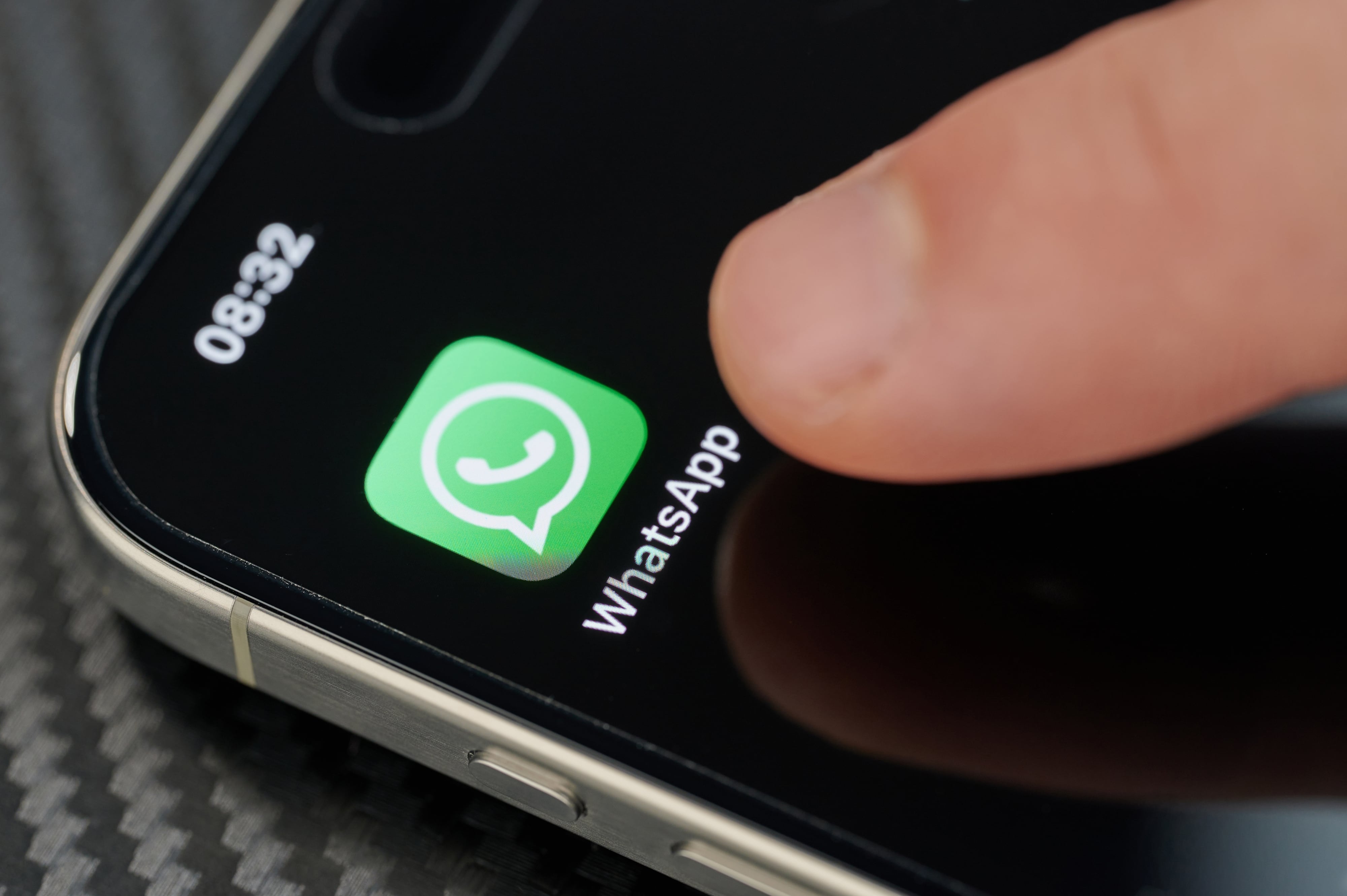 La app de mensajer&iacute;a a&ntilde;ade una opci&oacute;n que indica si un contacto est&aacute; en l&iacute;nea o desconectado.